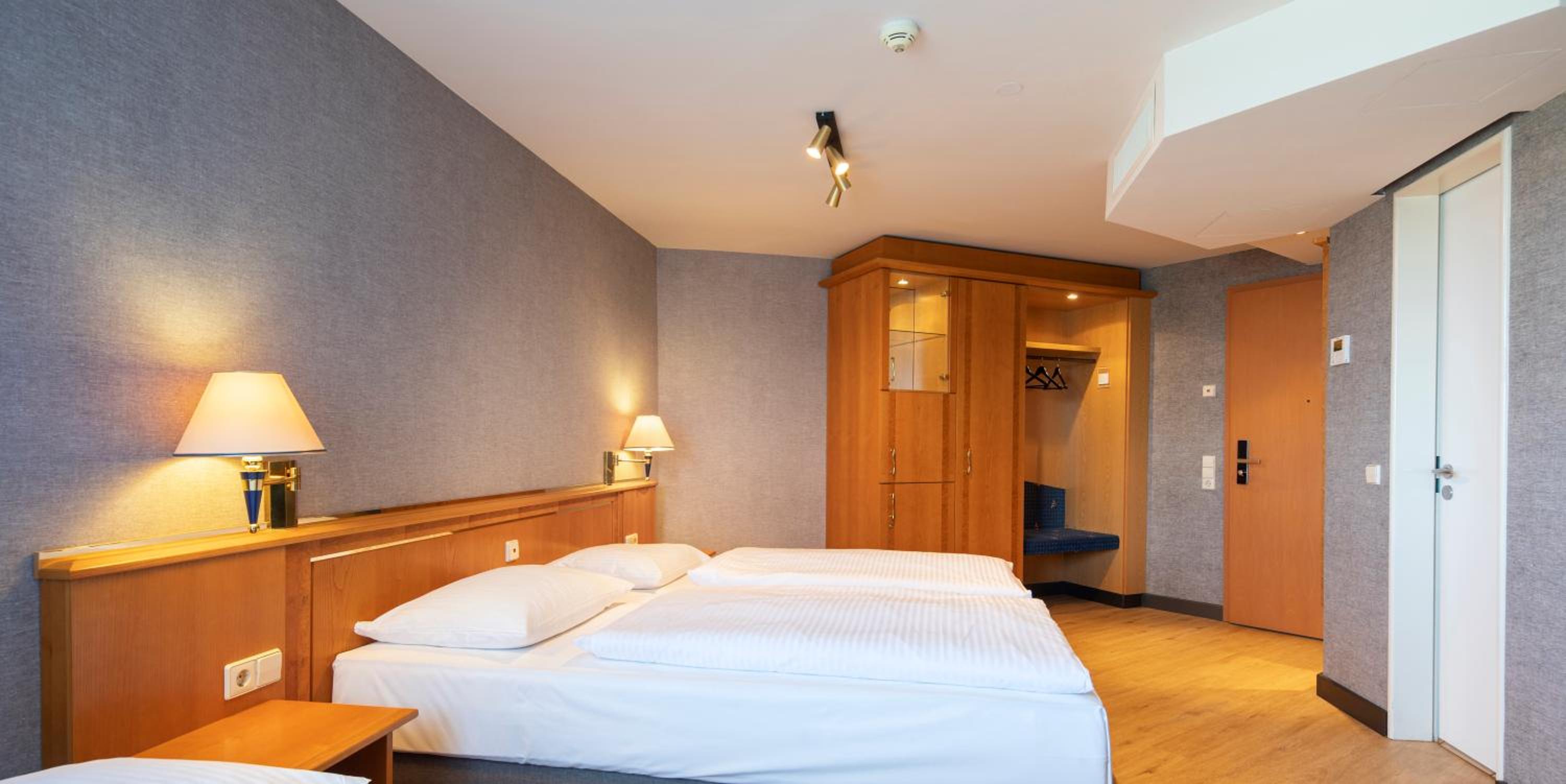 Economy Double or Twin Room - Photo 3