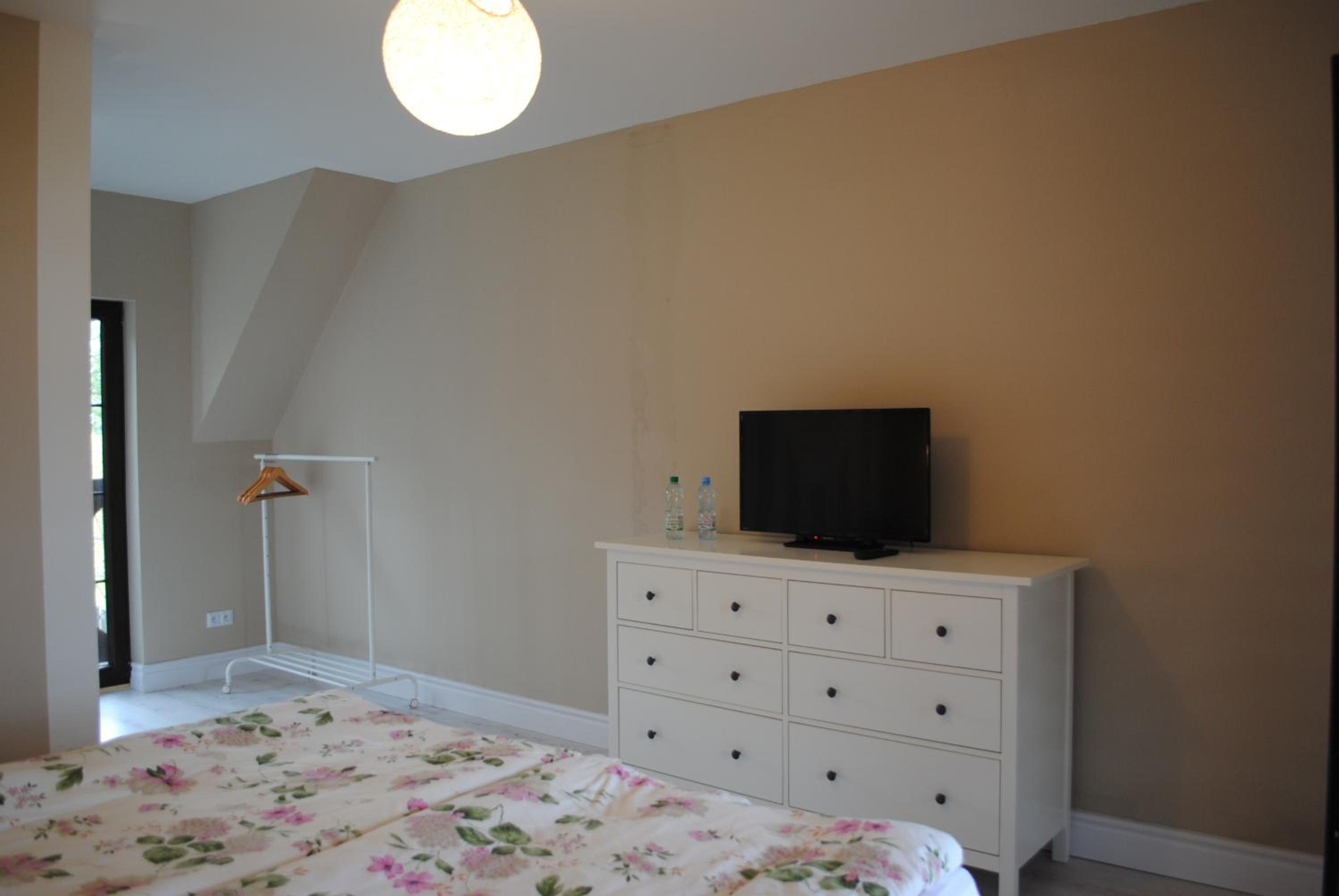 King Room with Lake View - Photo 30