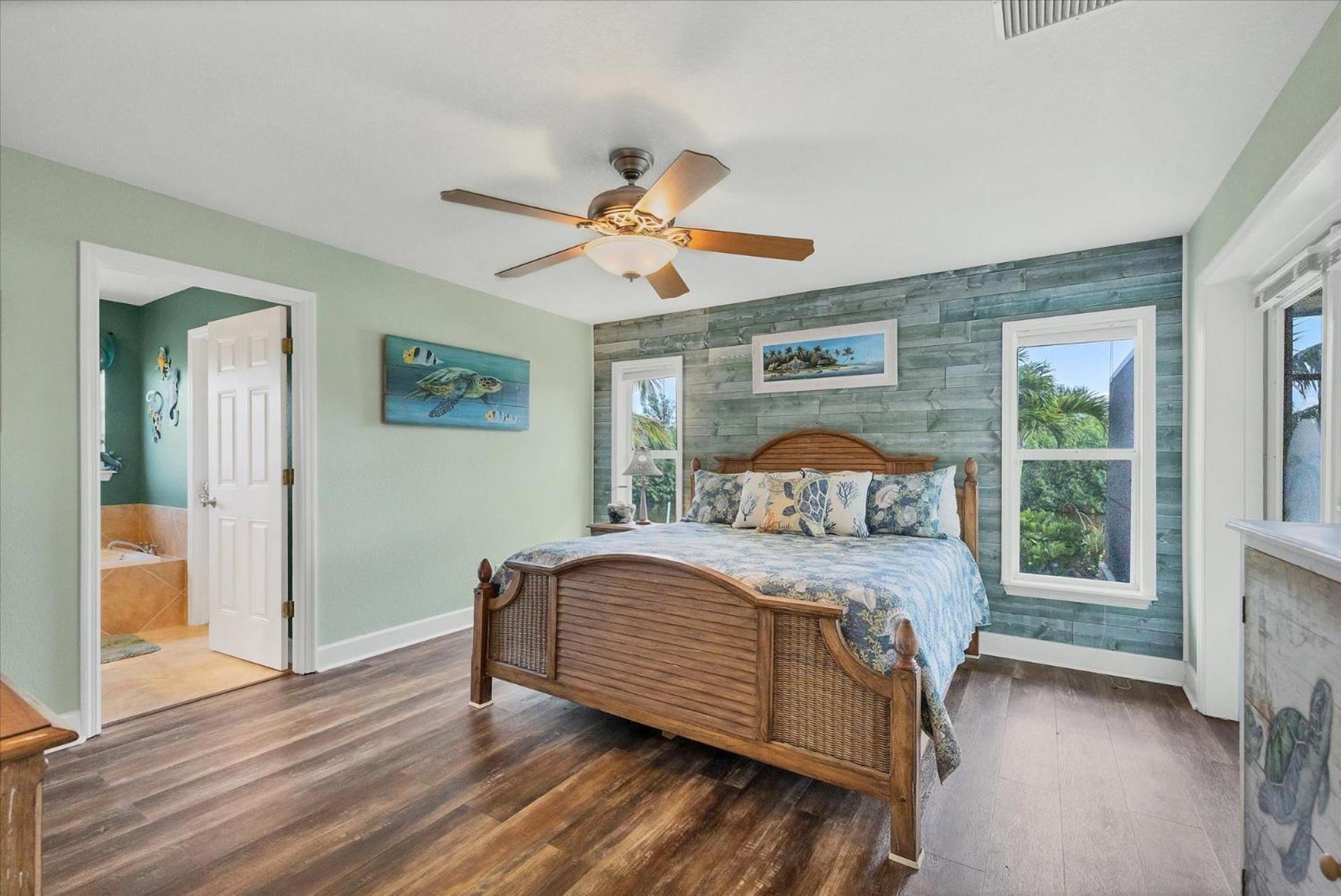 Three-Bedroom House photo 1