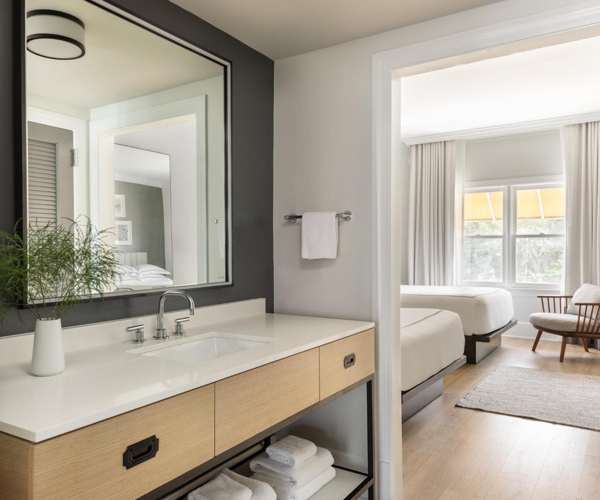 One-Bedroom Suite with Two Queen Beds
