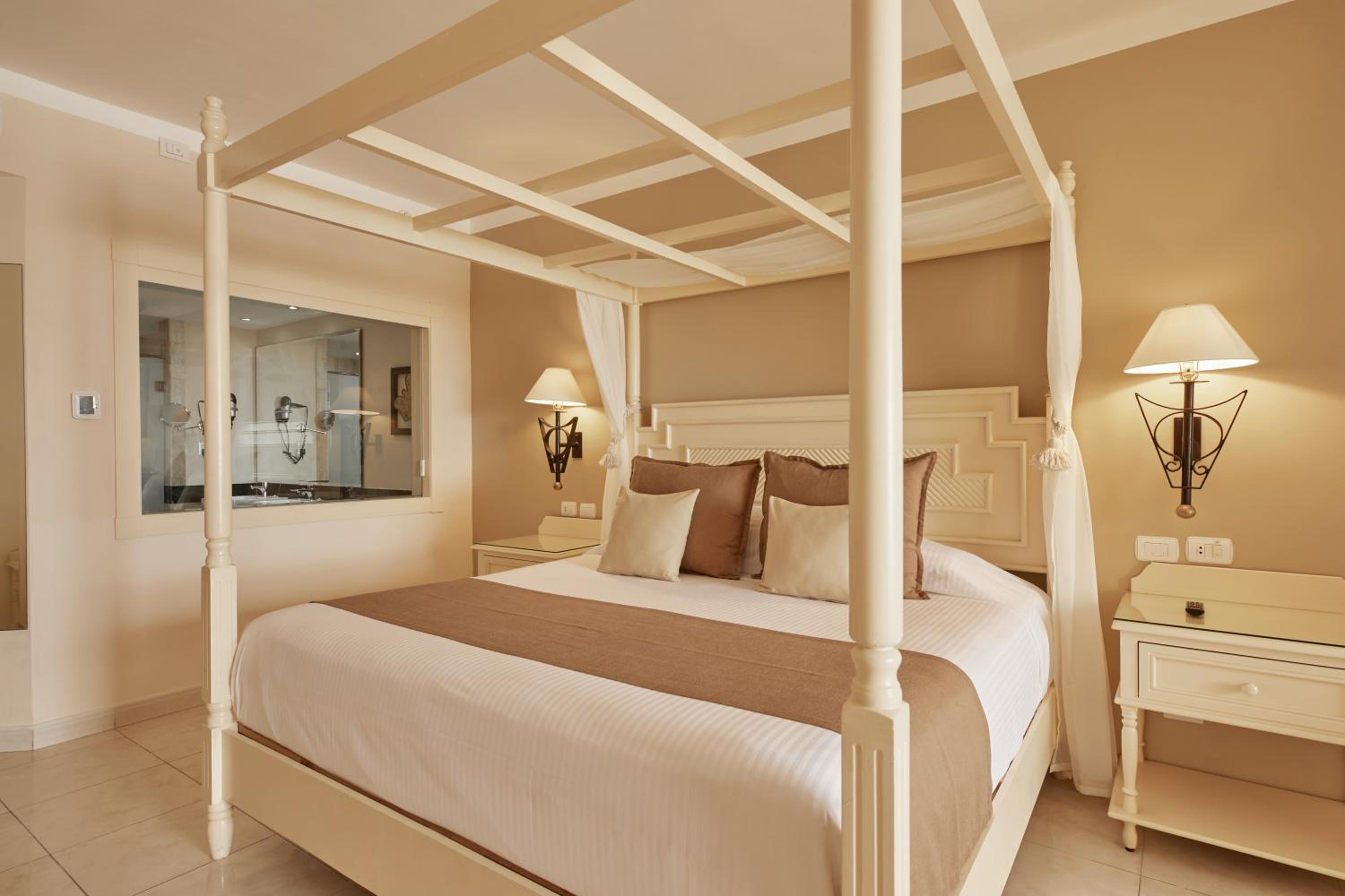Junior Suite Deluxe - Adults Only (1 Adult)