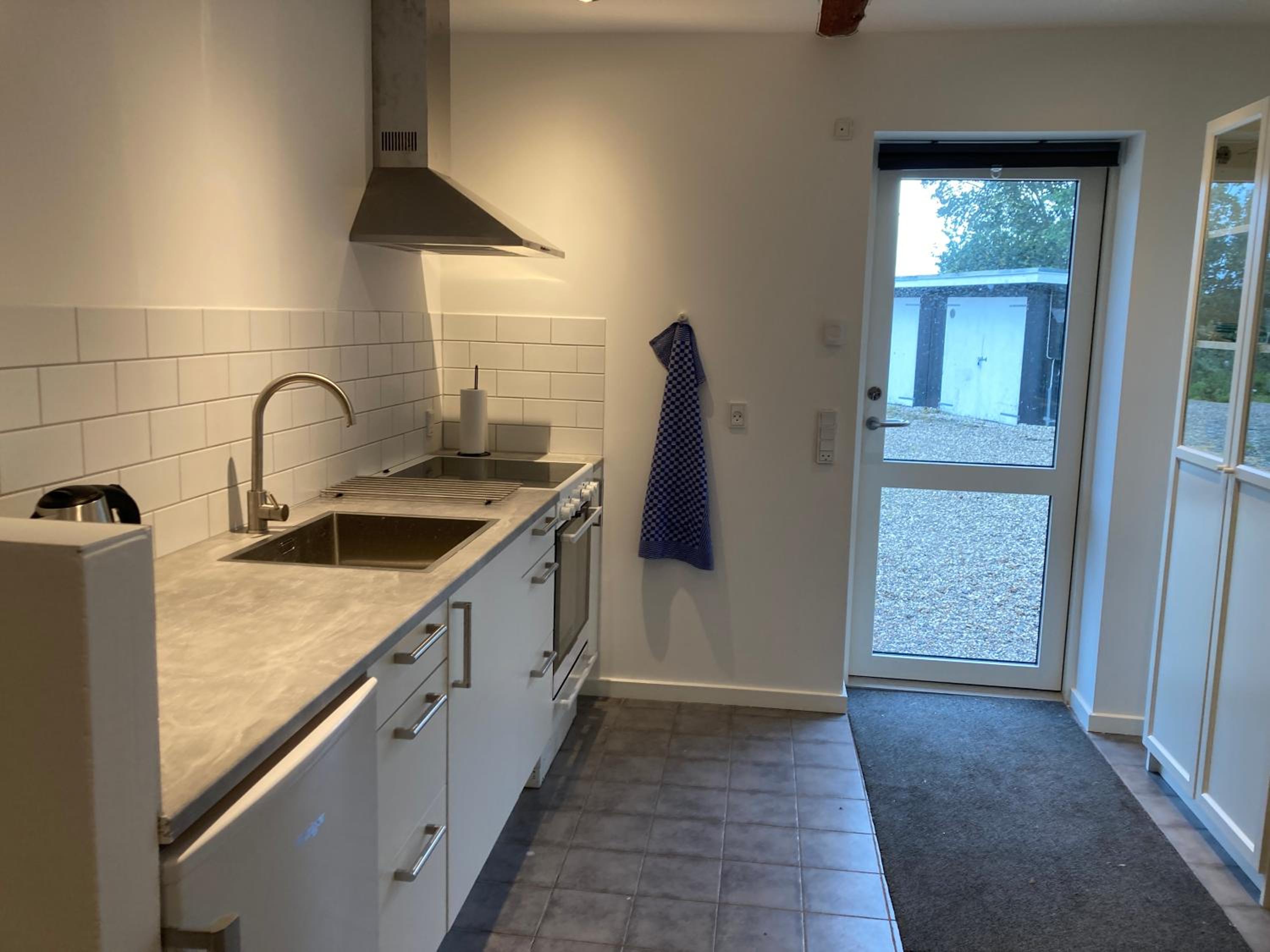 One-Bedroom House photo 2
