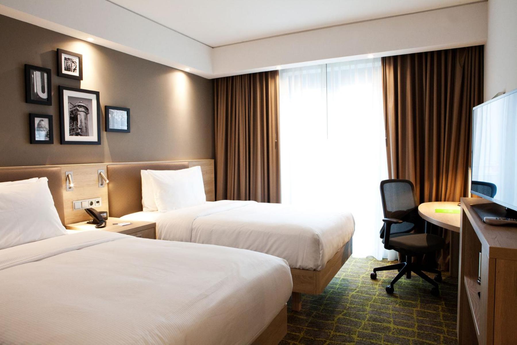 Twin Room - Non-Smoking