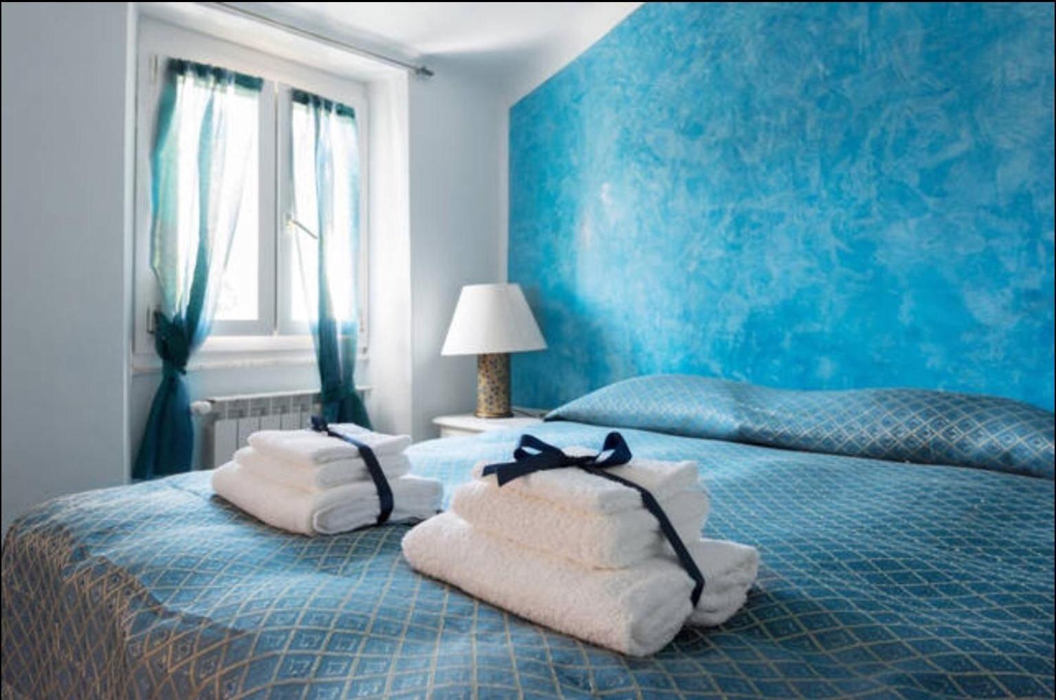 Double or Twin Room - Photo 8