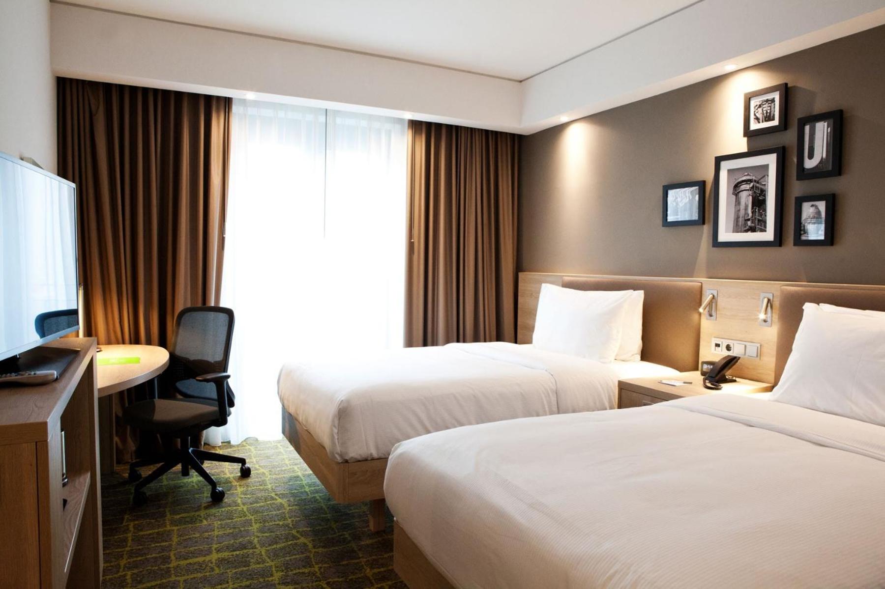 Twin Room - Non-Smoking