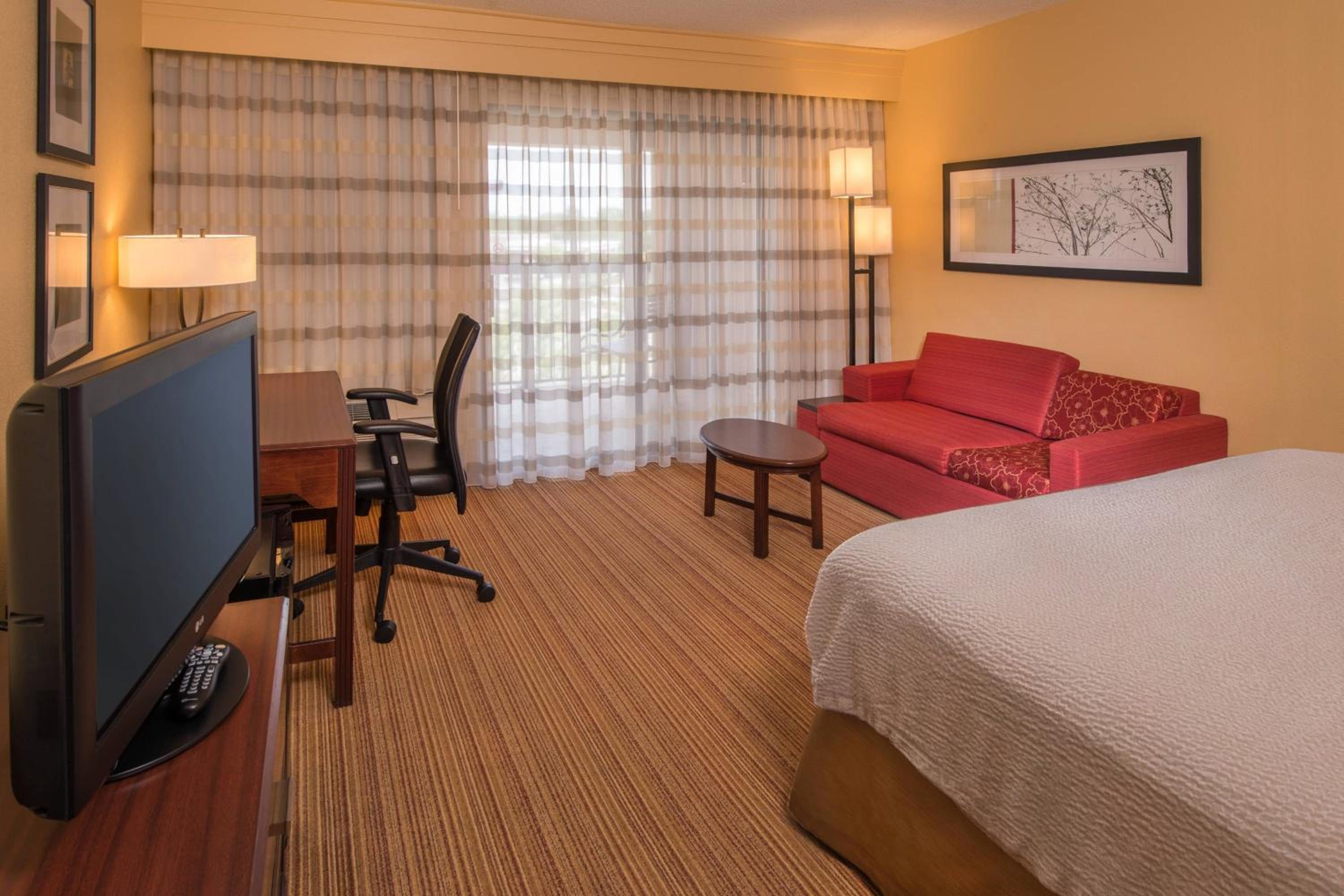 King Room with Sofa Bed