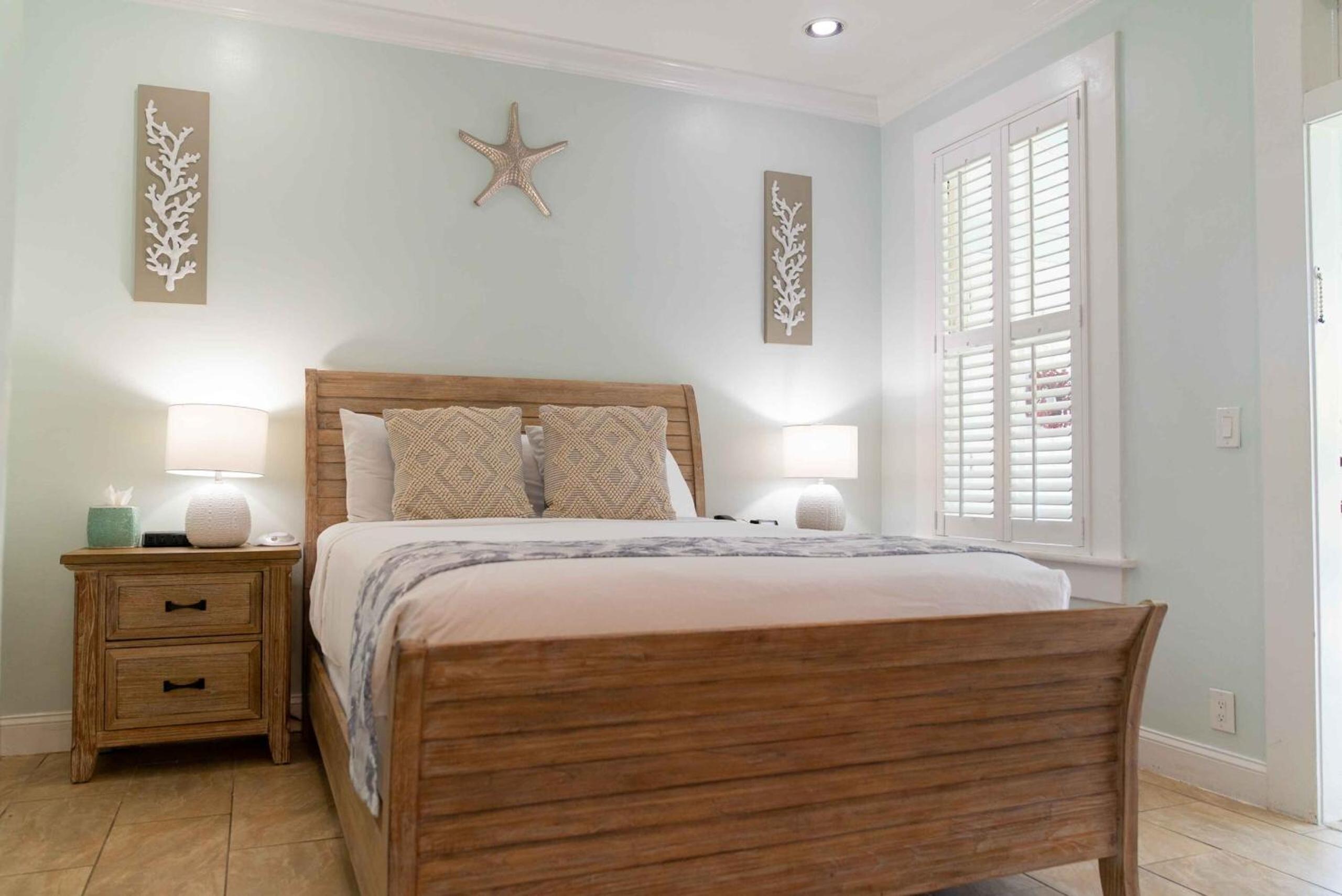 Queen Room