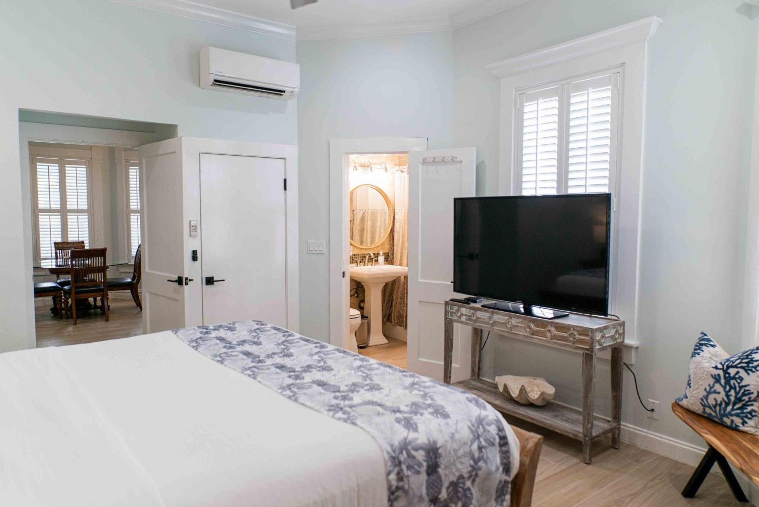 King Suite with Ocean View