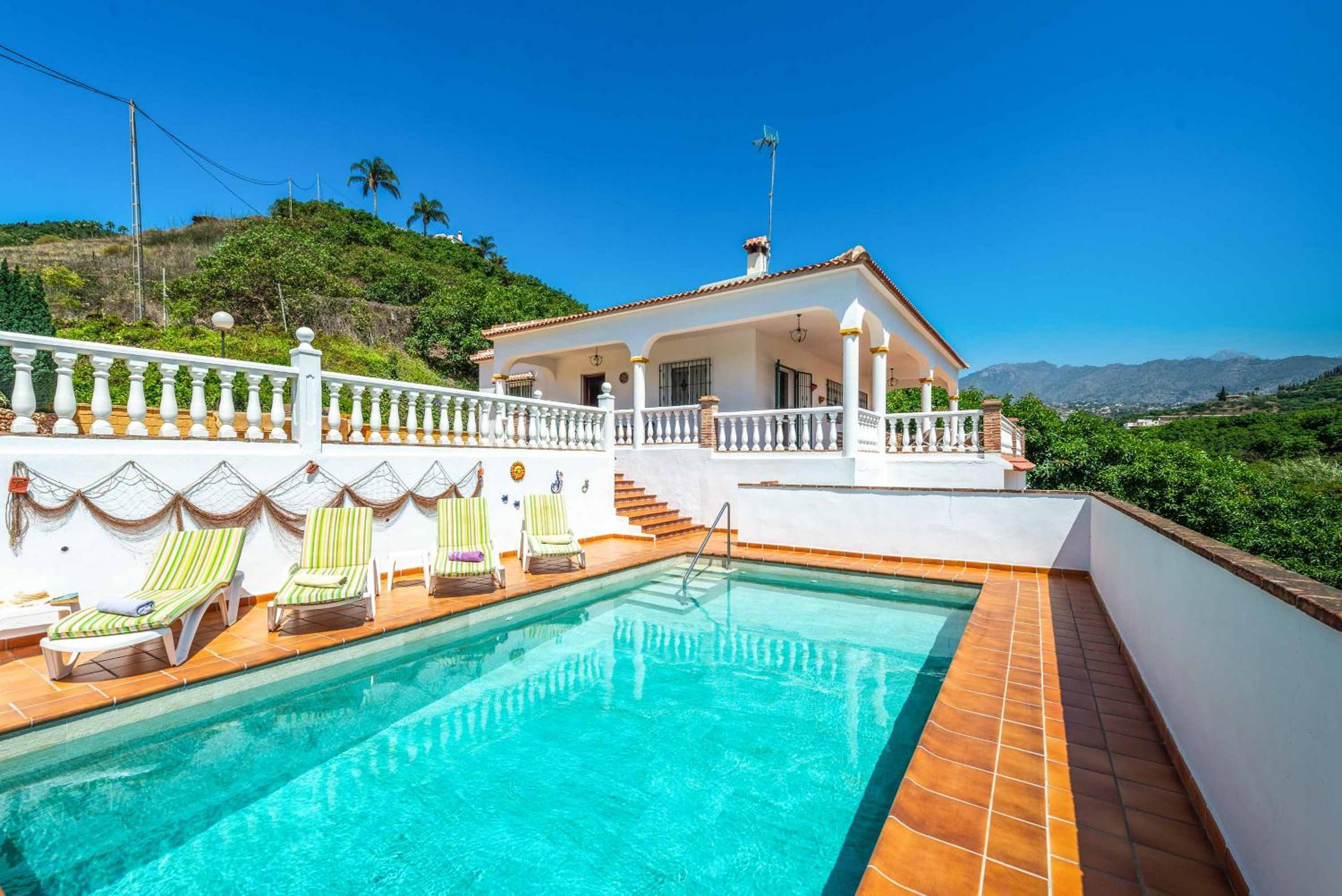 Villa de Tres Habitaciones