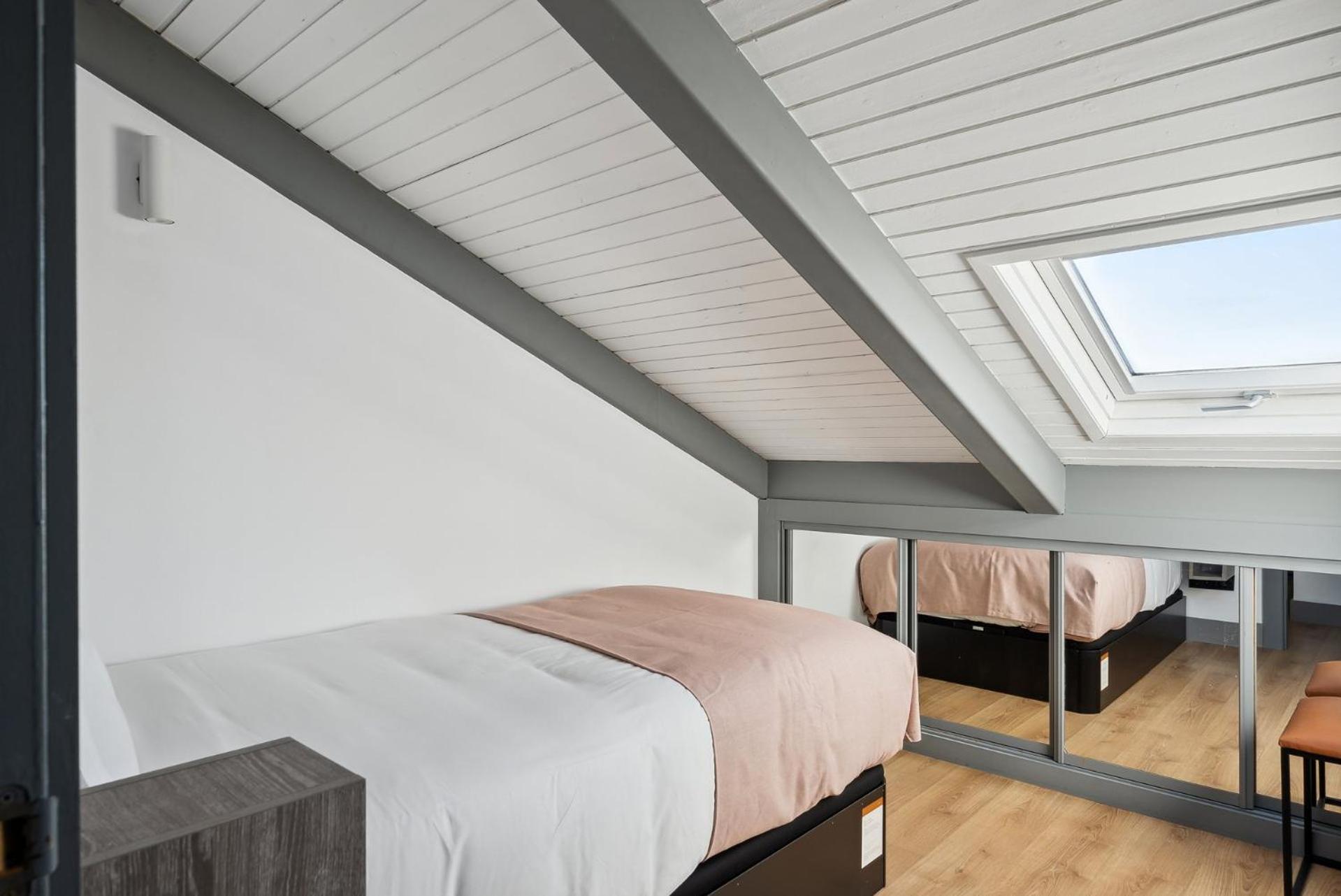 Two-Bedroom Apartment with rooftop terrace photo 3