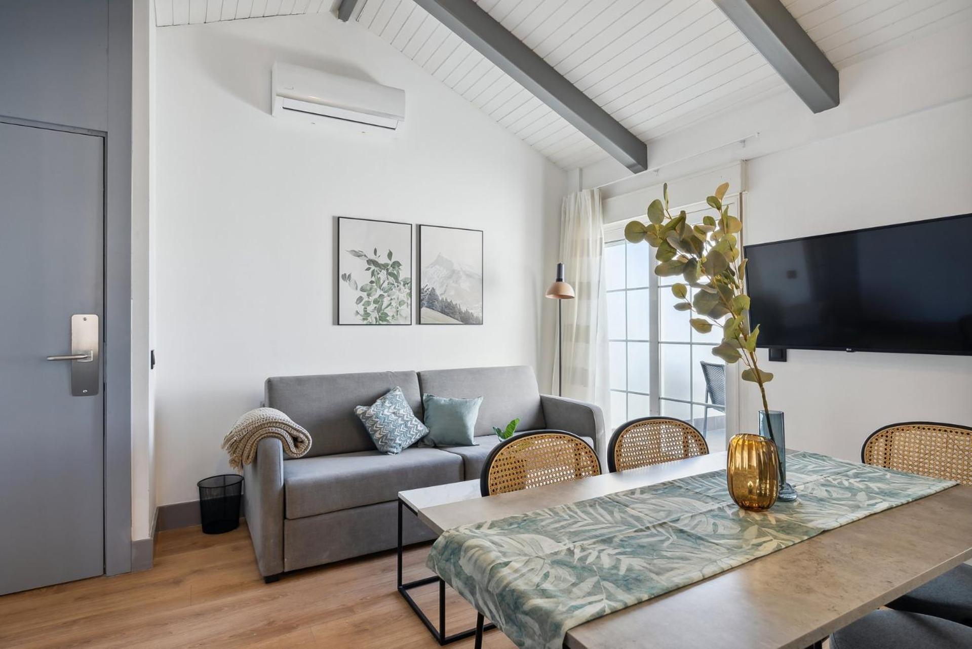 Apartamento de dos habitaciones con terraza