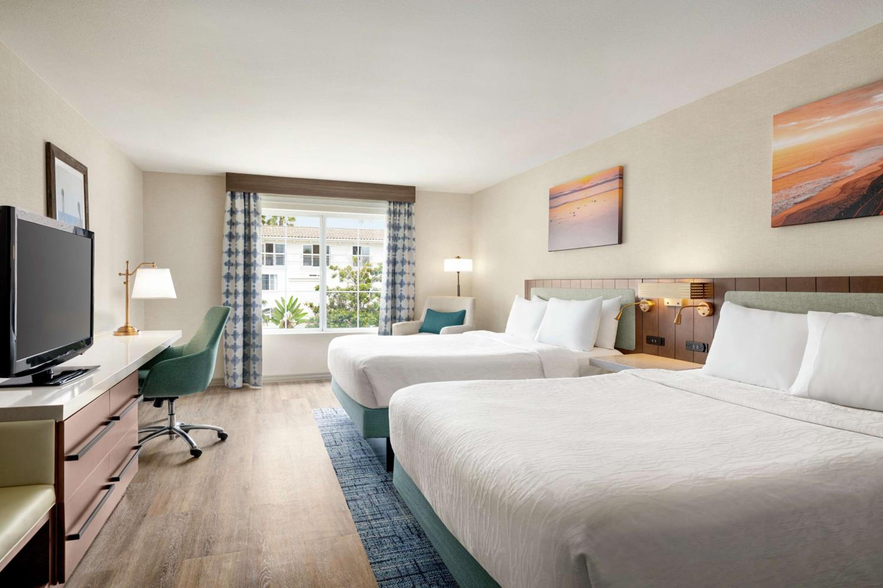 Queen Room with Two Queen Beds with Pool View - Photo 3