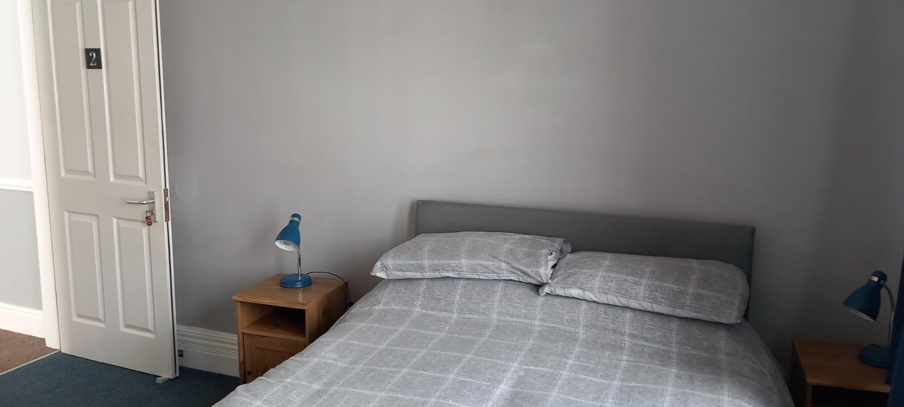 Standard Single or Double Room - Photo 4