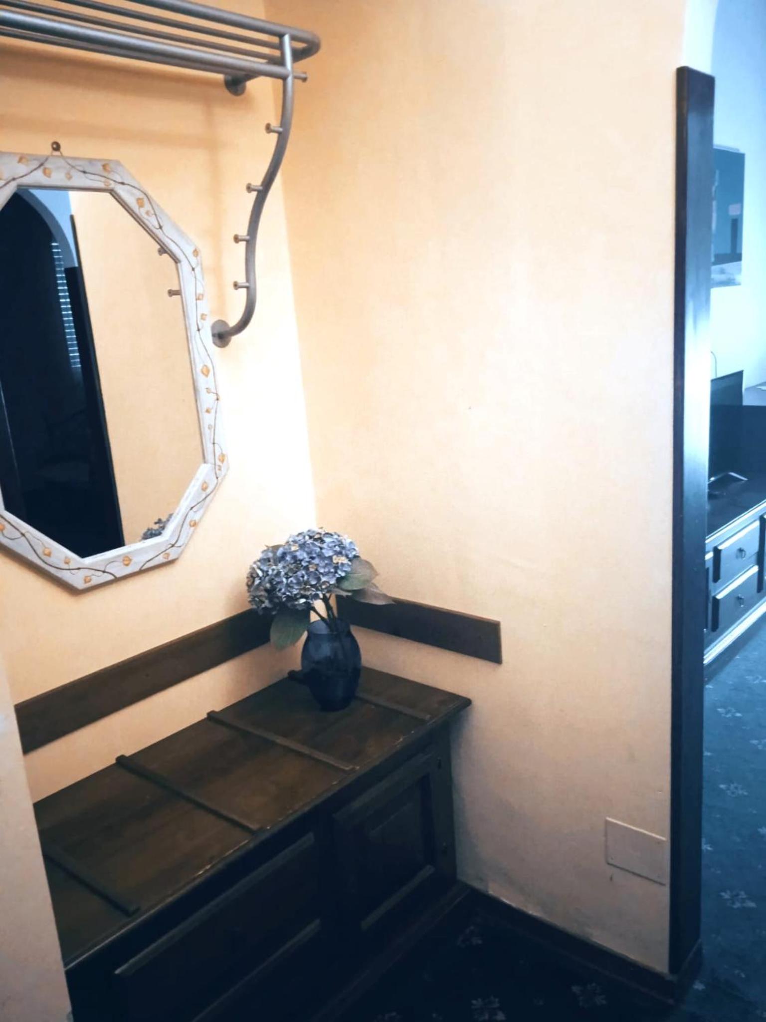 Suite - Photo 3