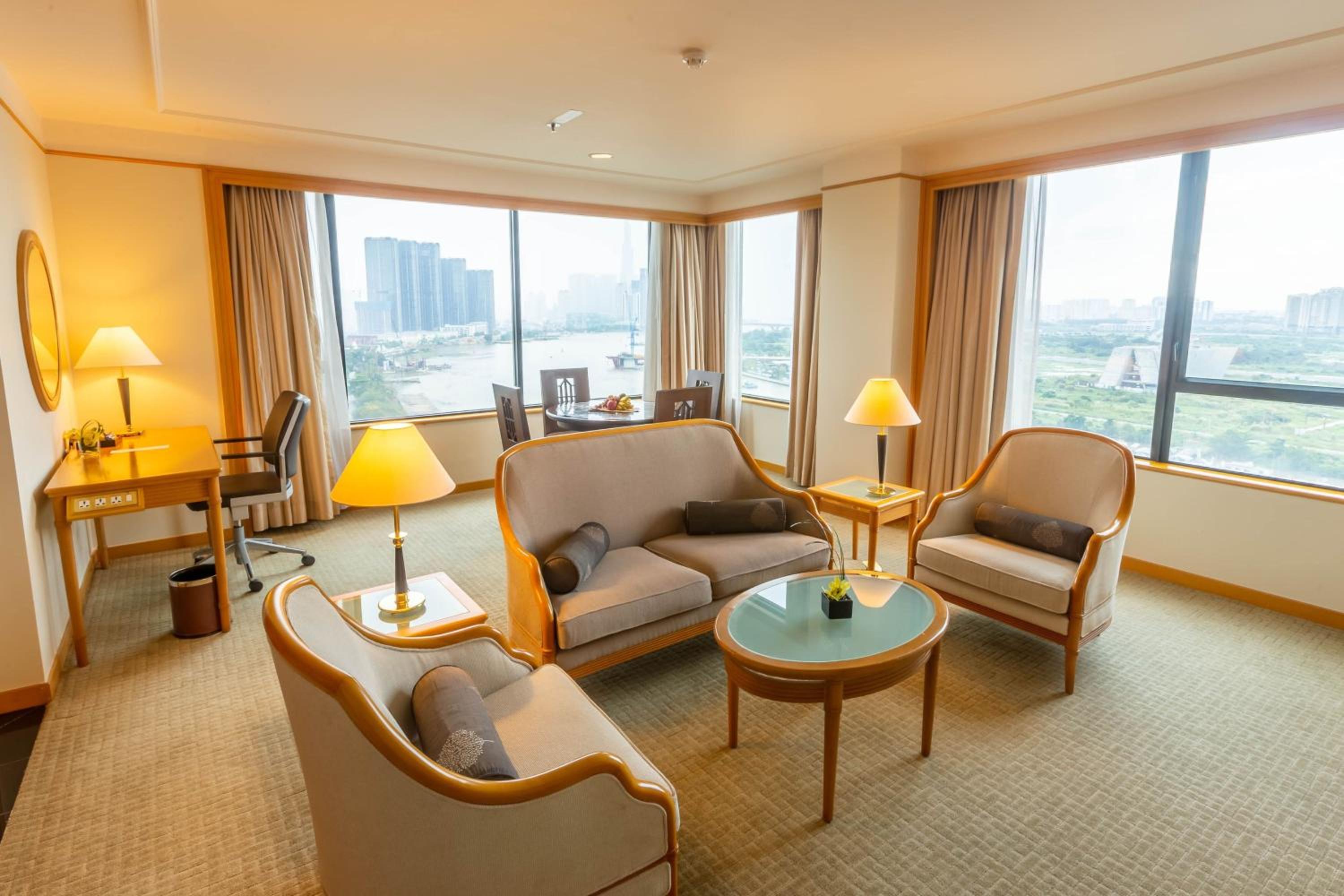 Deluxe Suite, Club level, 1 Bedroom Suite, 1 King