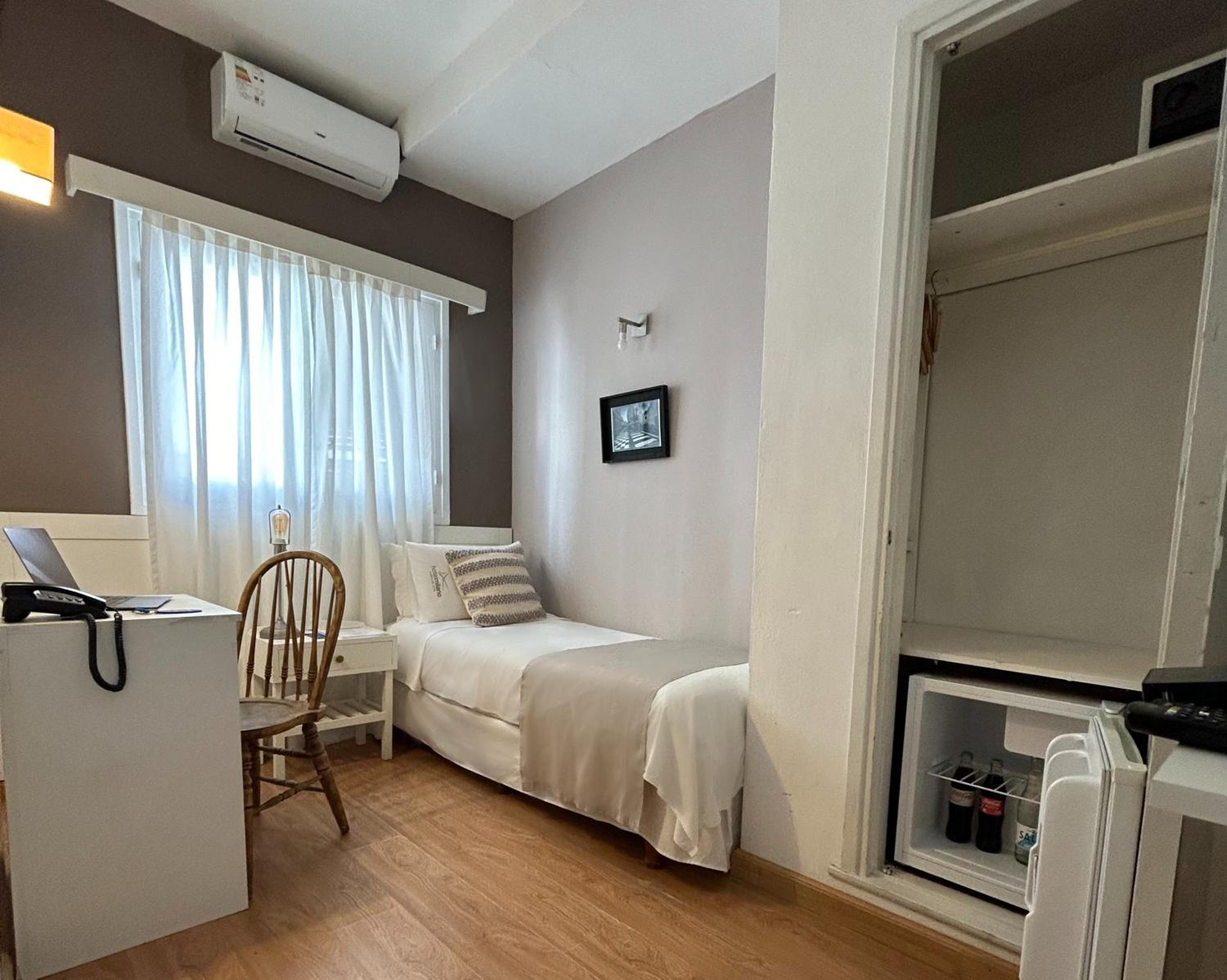 Standard Single Room photo 3