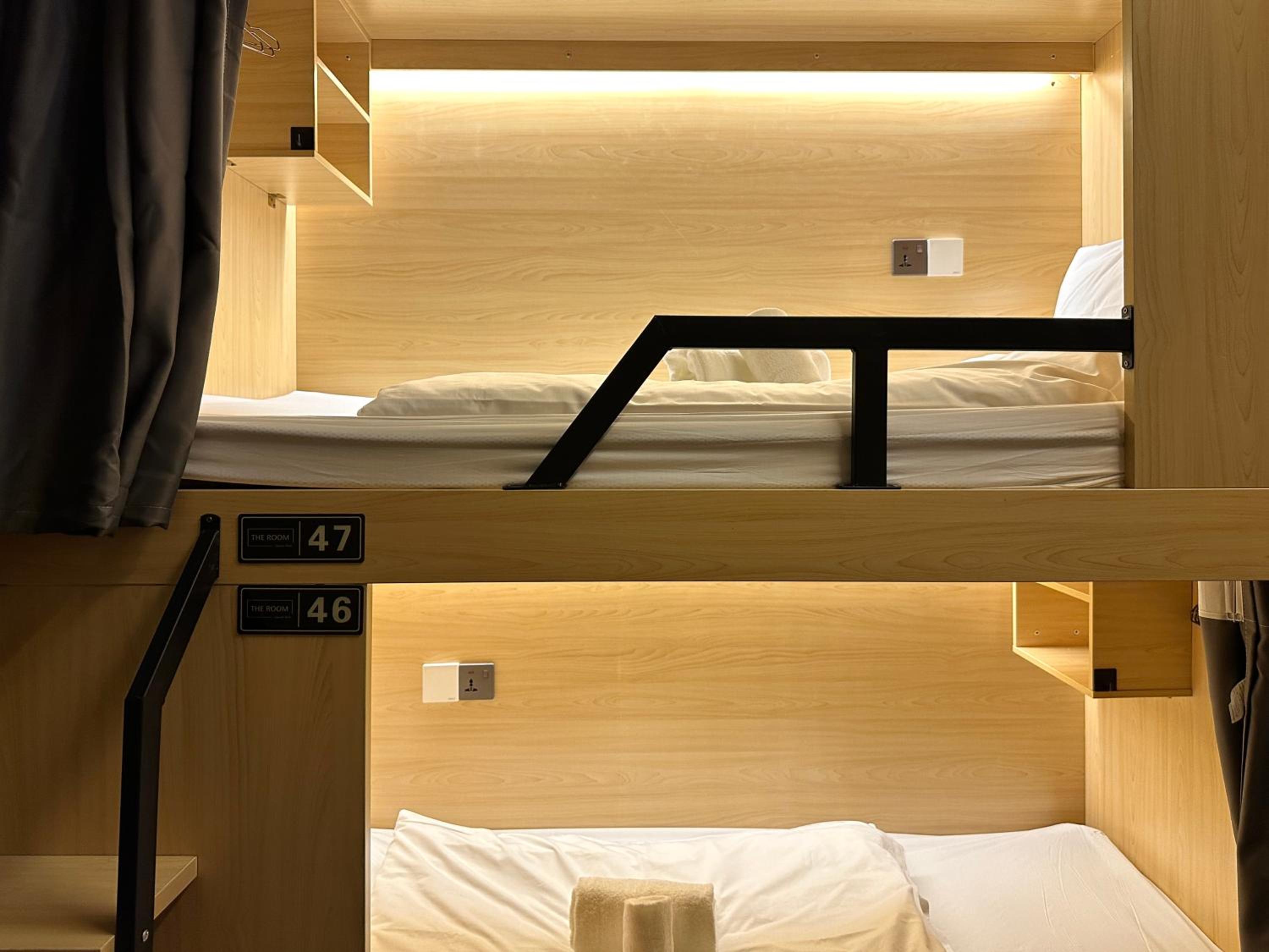 Bunk Bed in Mixed Dormitory Room photo 2