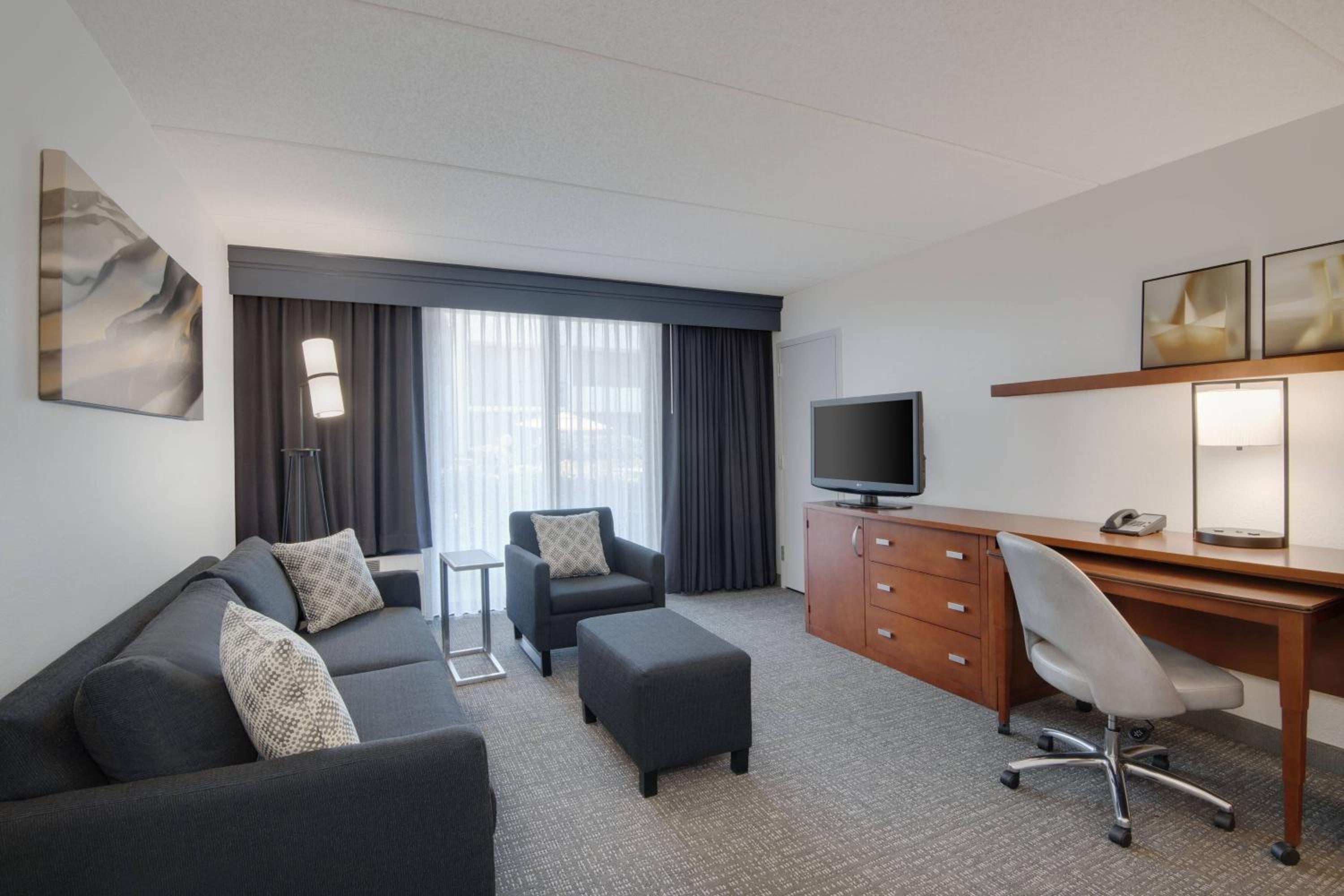 Suite, 2 Double, Sofa bed photo 2