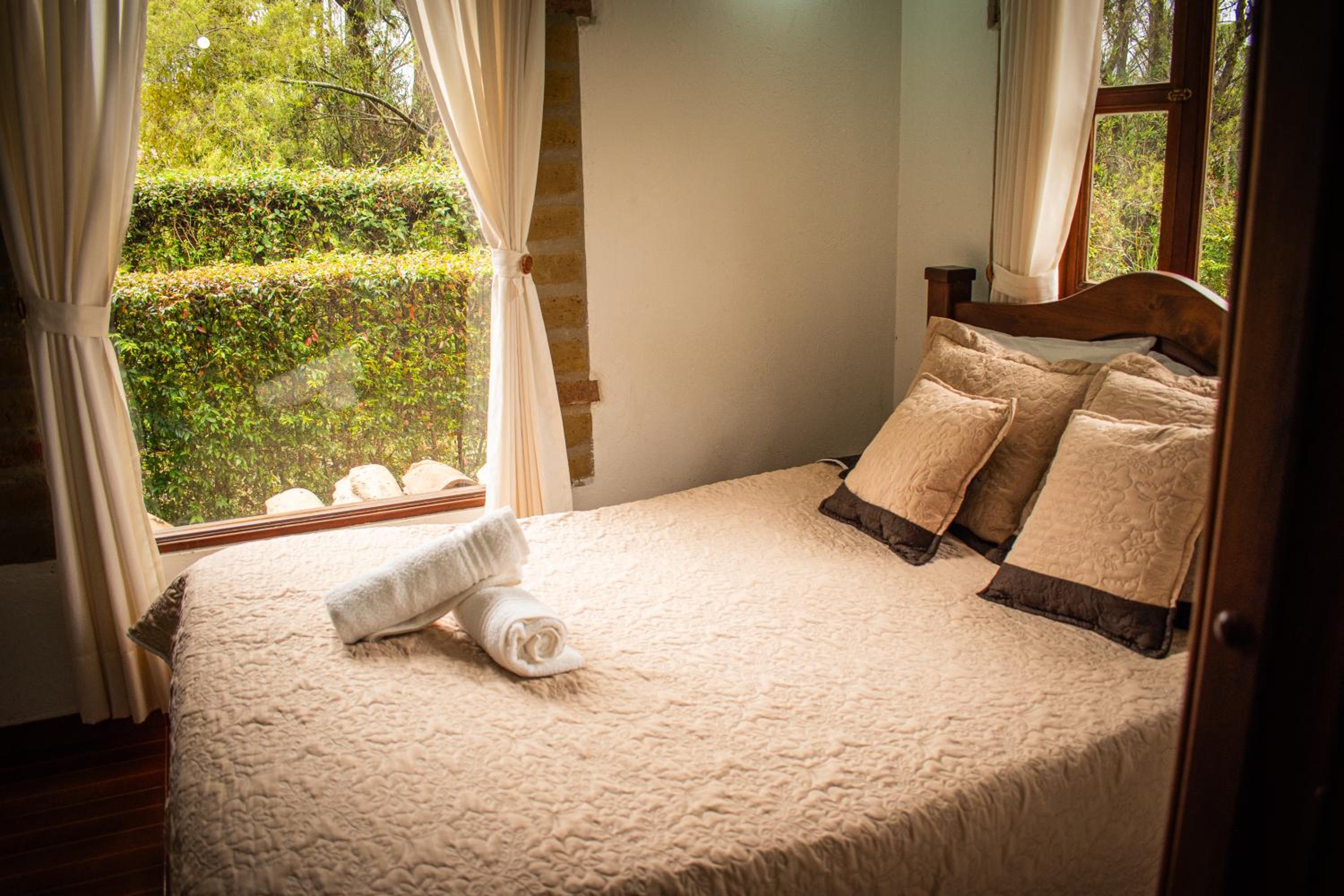 Double Room with Private Bathroom photo 2