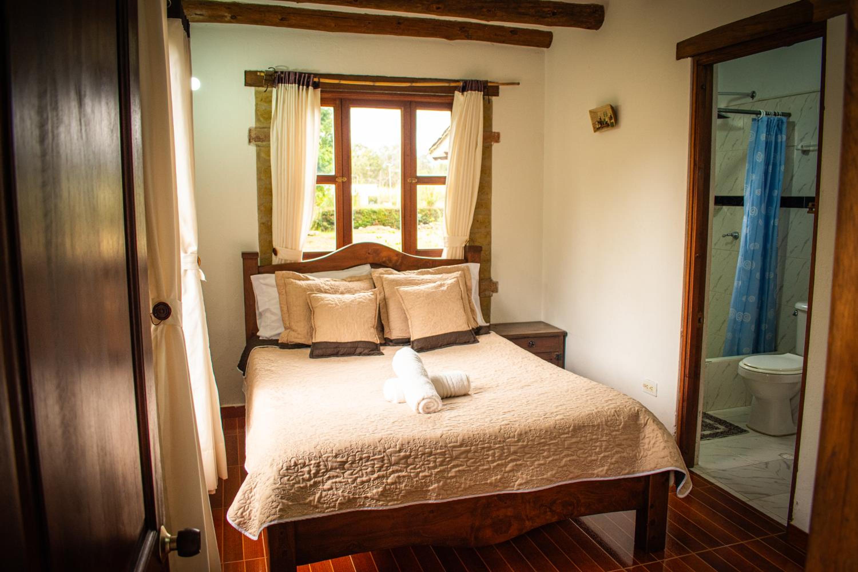 Double Room with Private Bathroom photo 1