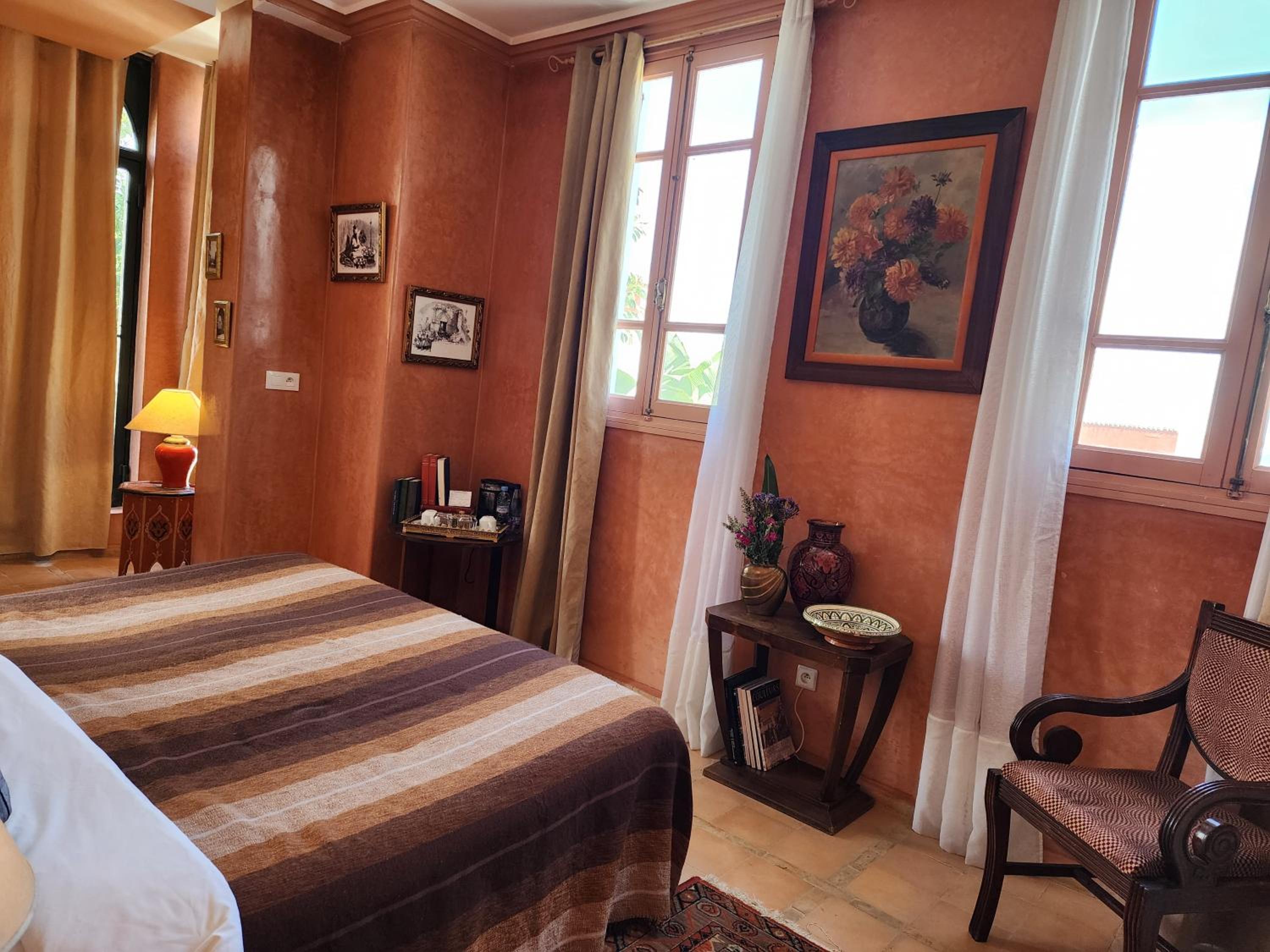 Room 4 - Photo 3