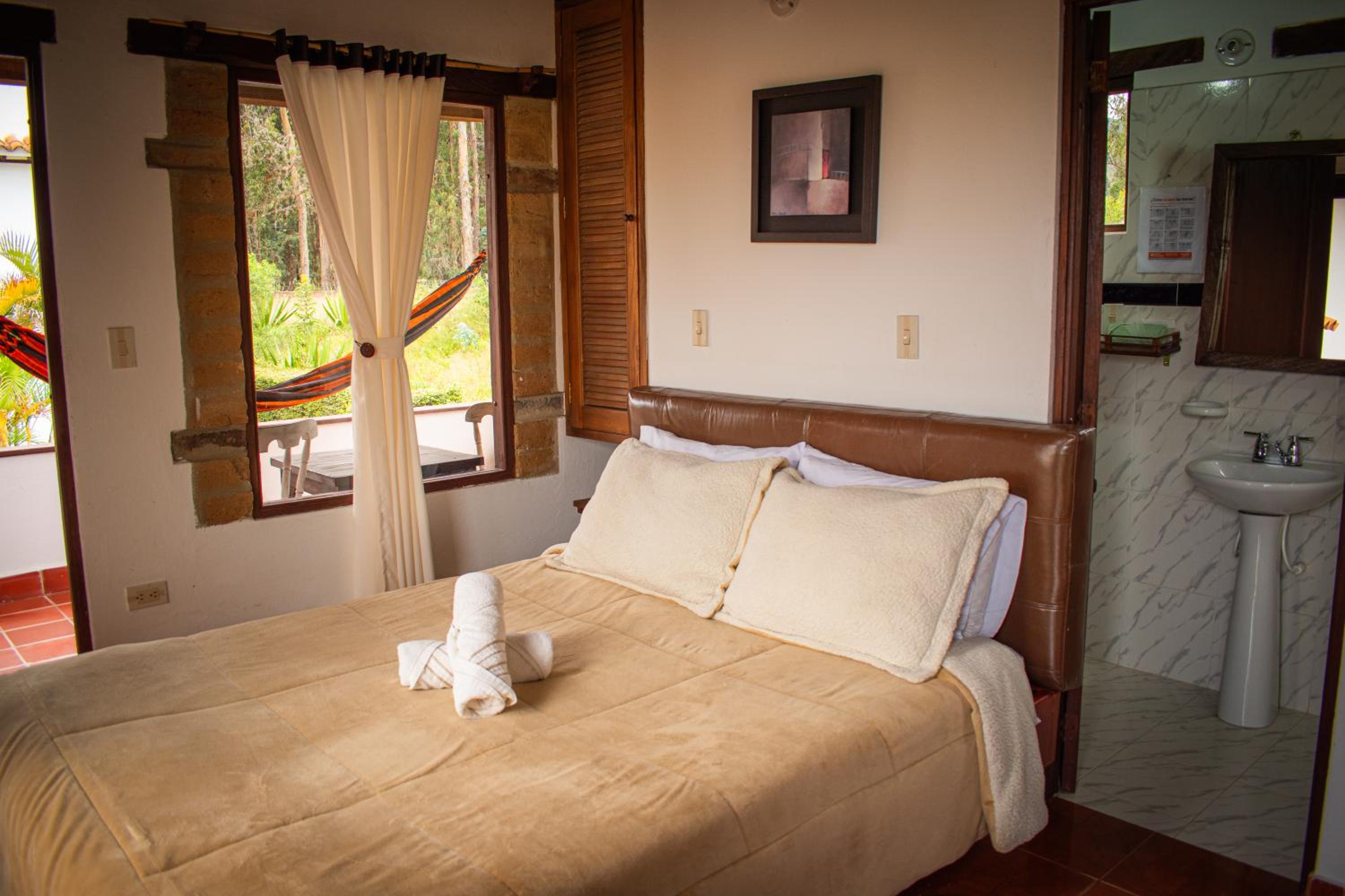 Deluxe Double Room with Balcony photo 1