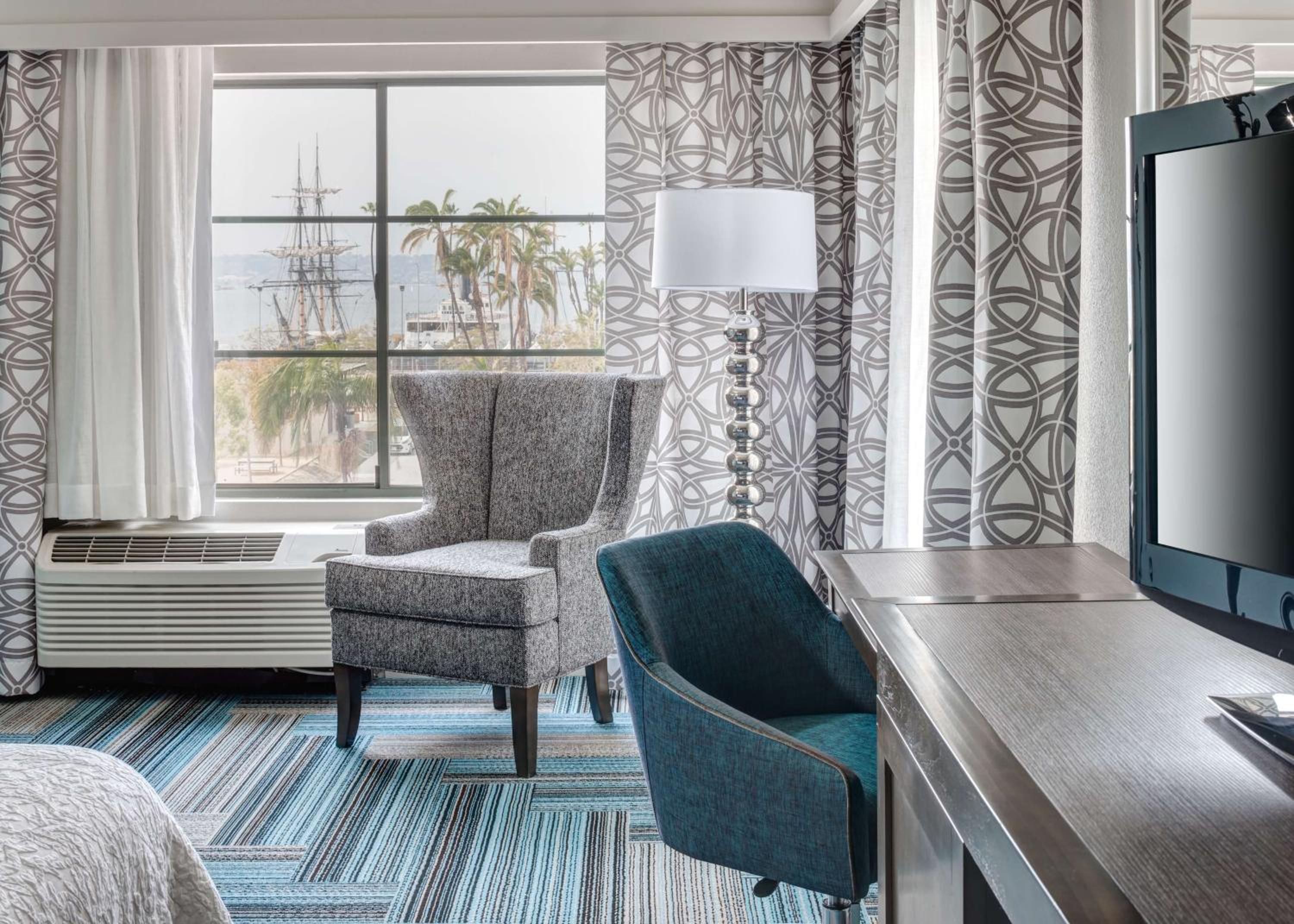 One-Bedroom King Suite - Non-Smoking - Photo 1