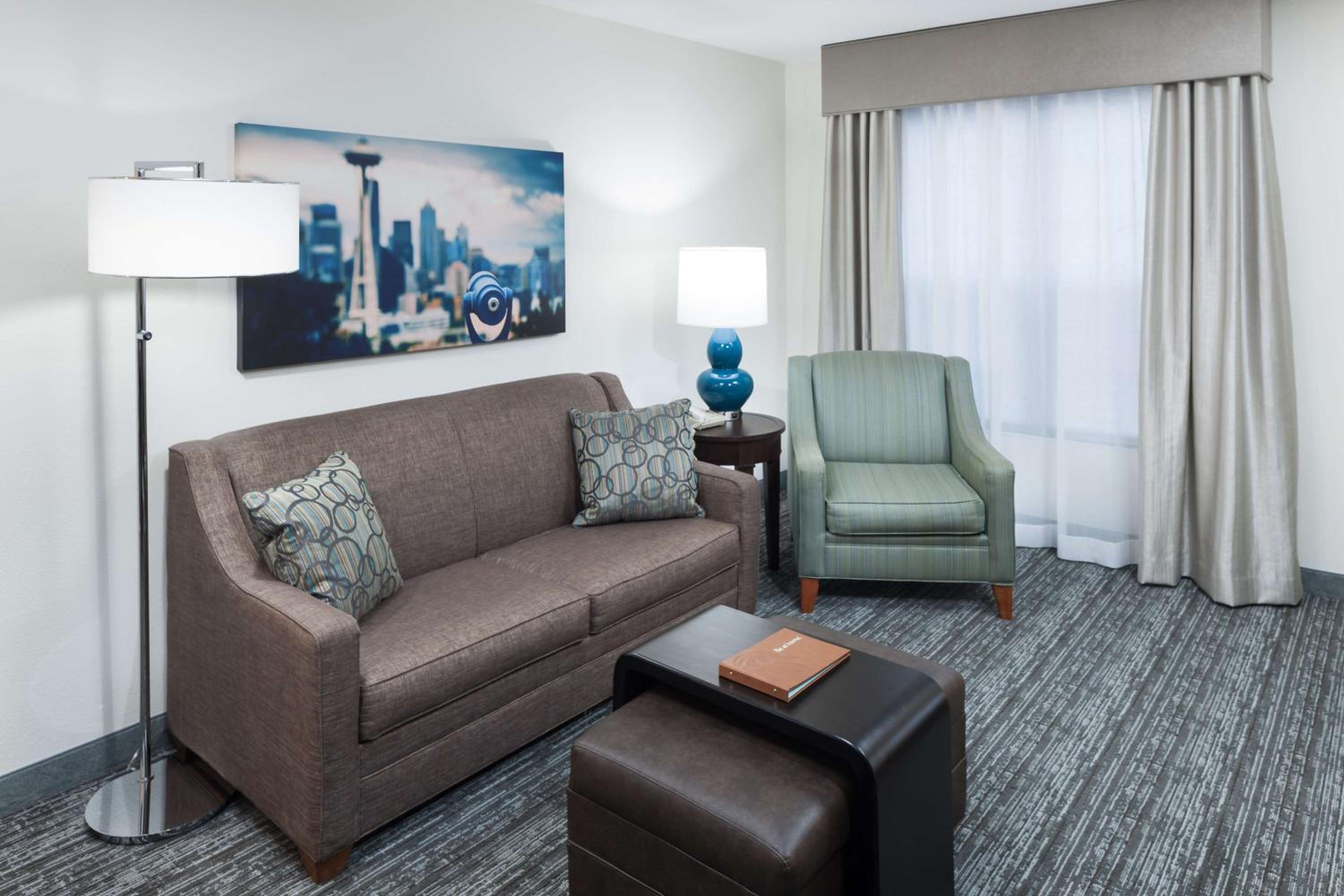One-Bedroom King Suite - Non-Smoking - Photo 4