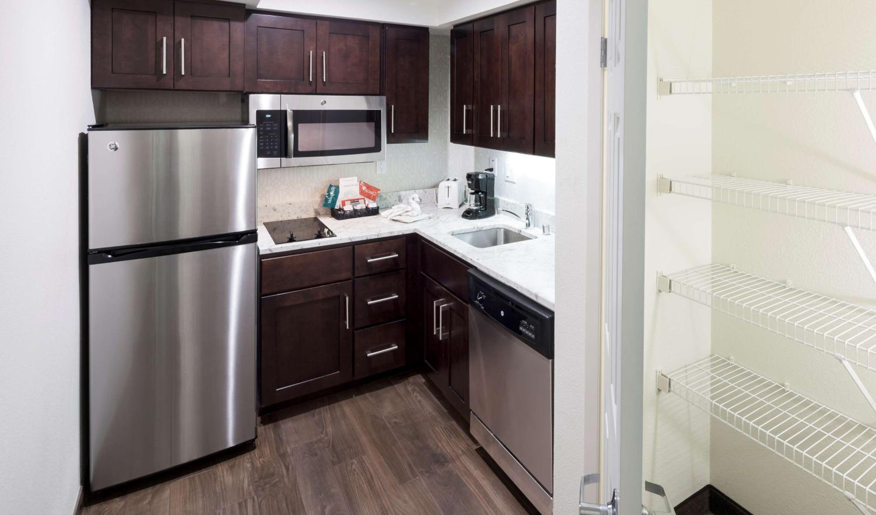 Two-Bedroom King Suite - Non-Smoking - Photo 6