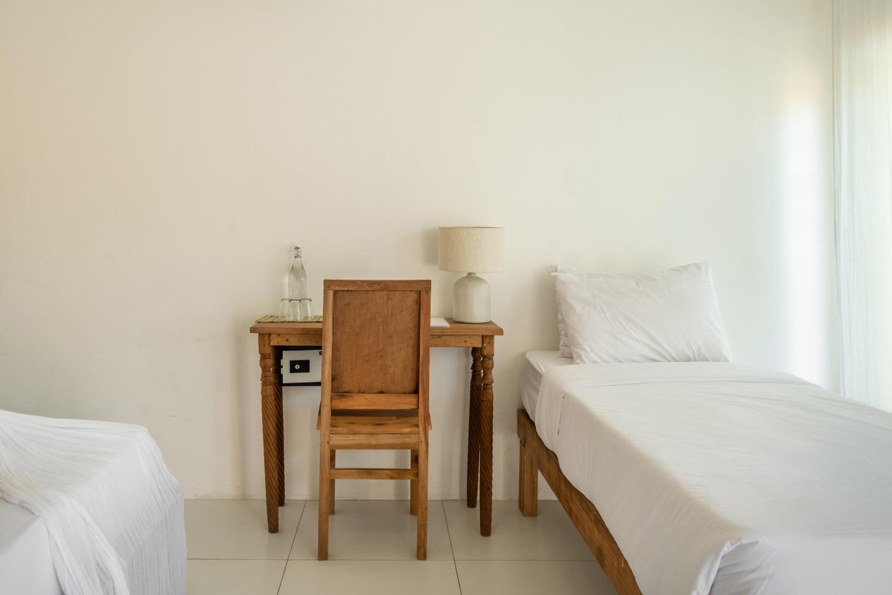 Family Room - Photo 2