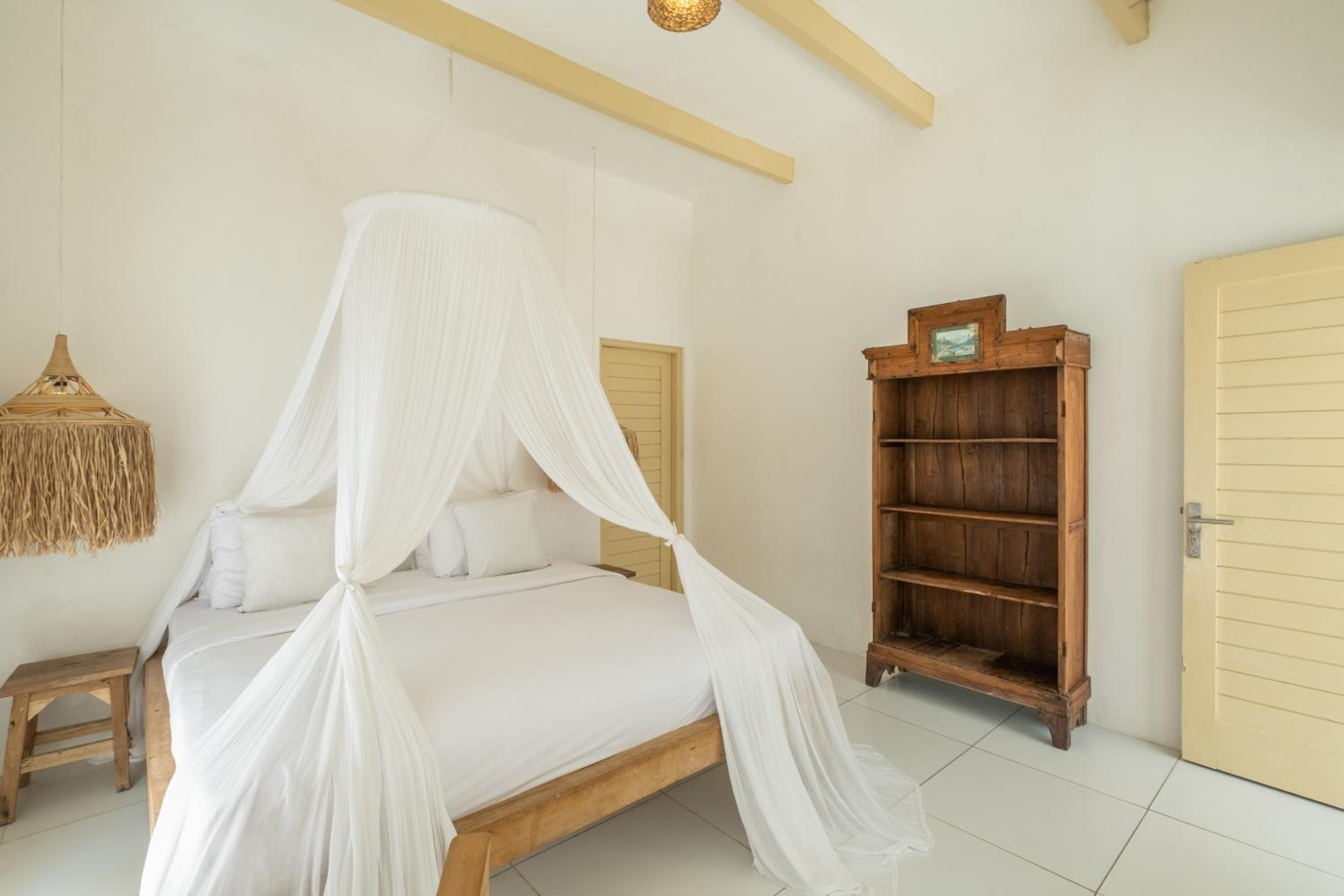 Deluxe Suite - Photo 3