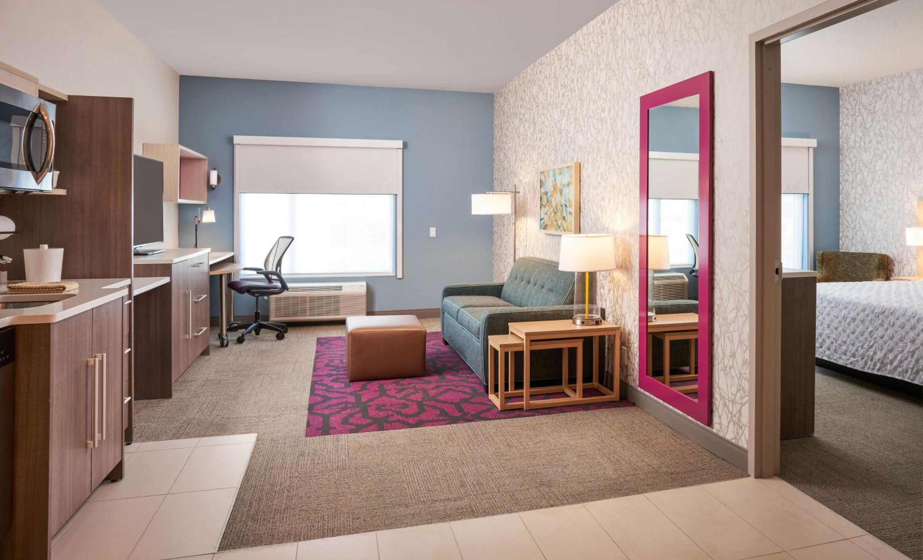 One-Bedroom King Suite - Non-Smoking - Photo 1