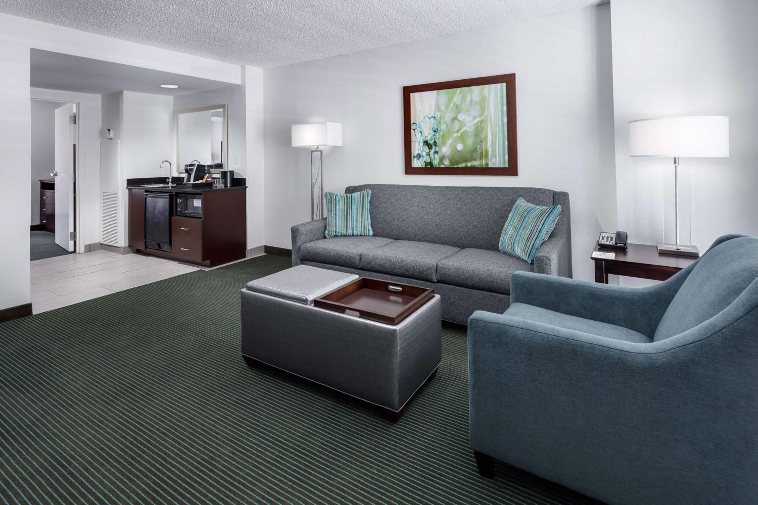 Queen Suite with Two Queen Beds - Hearing Accessible