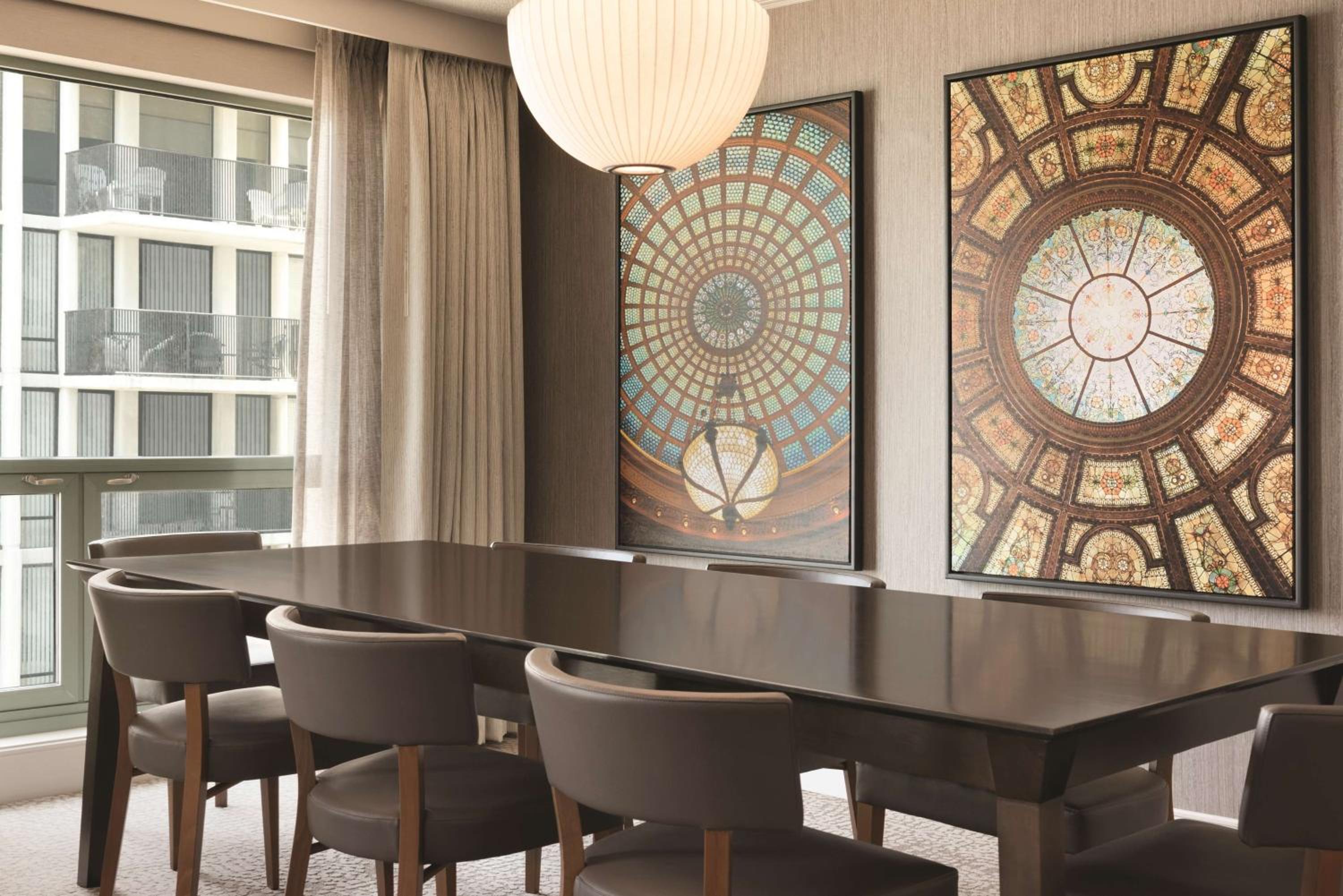 One-Bedroom King Conference Suite - Photo 6