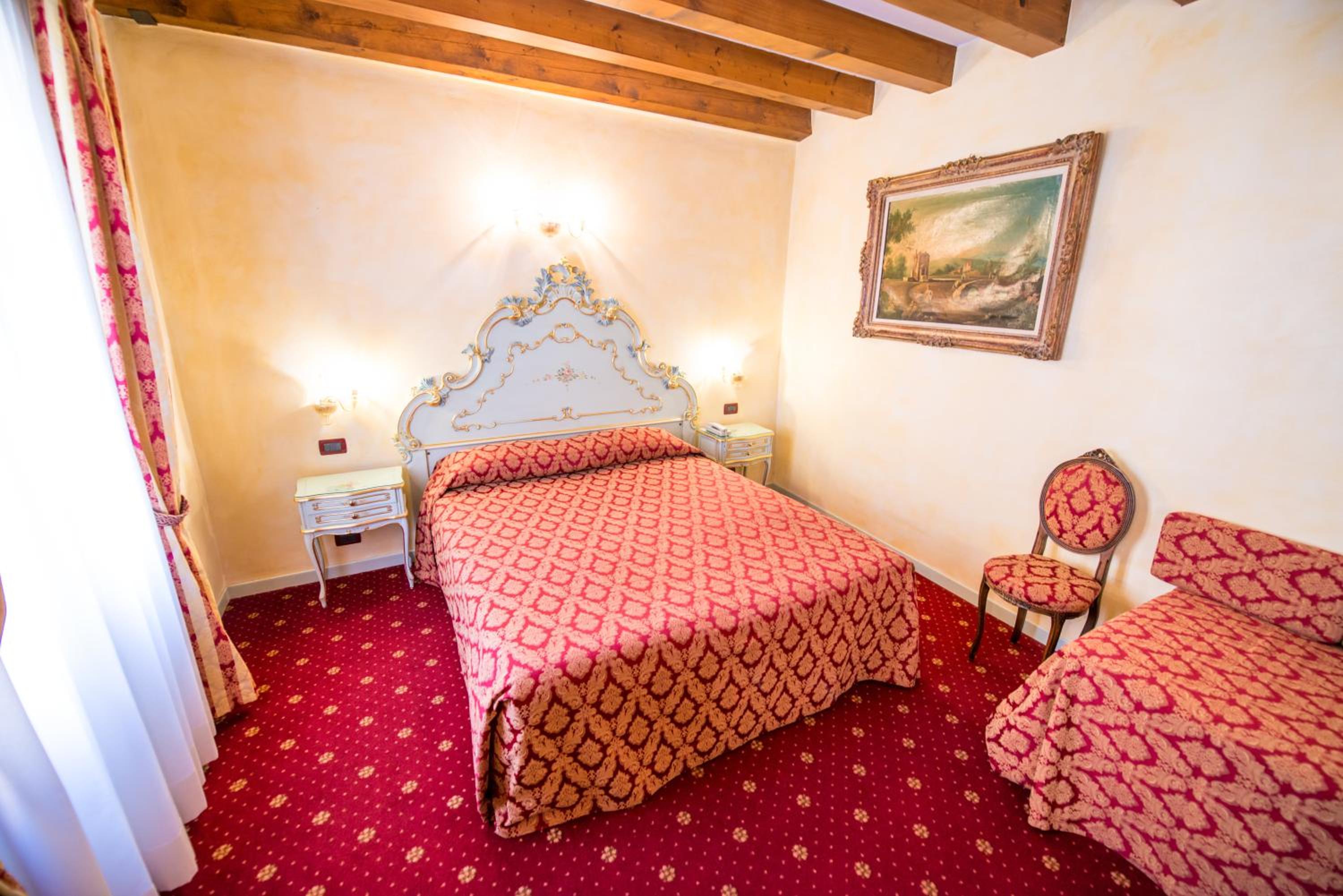 Superior Triple Room photo 1