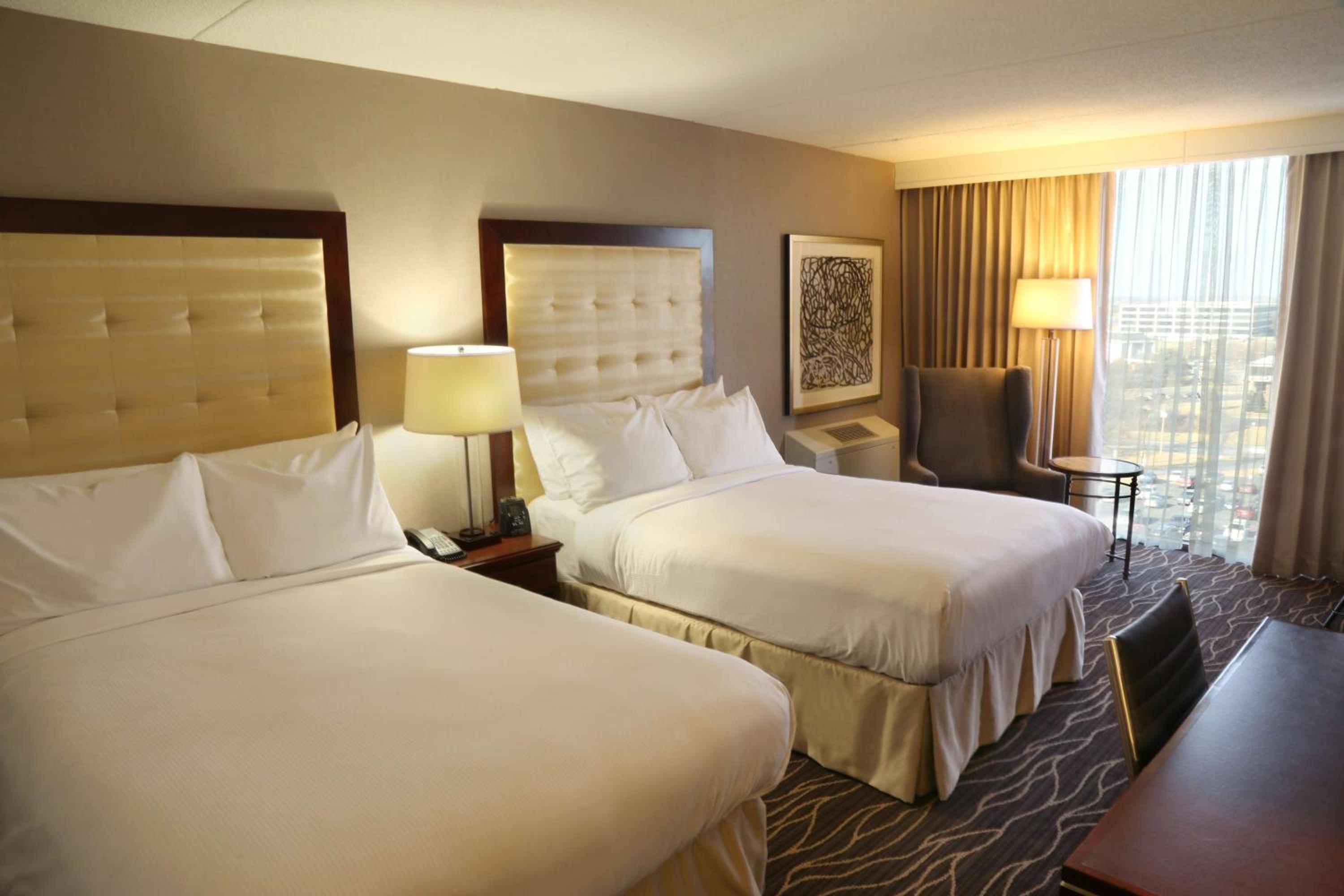 Double Room with Two Double Beds - Photo 3