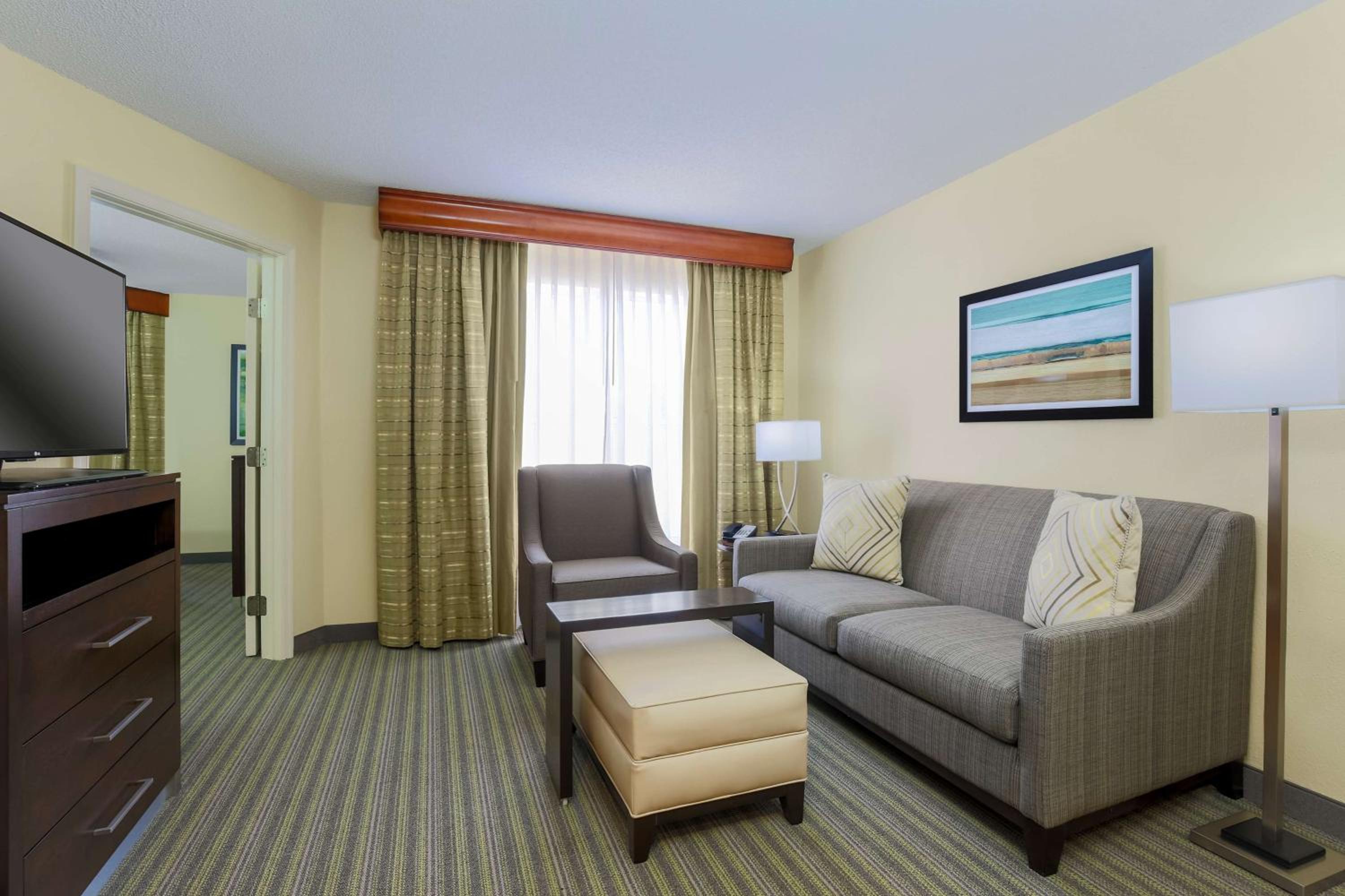 King Suite with Two King Beds - Non-Smoking - Photo 1