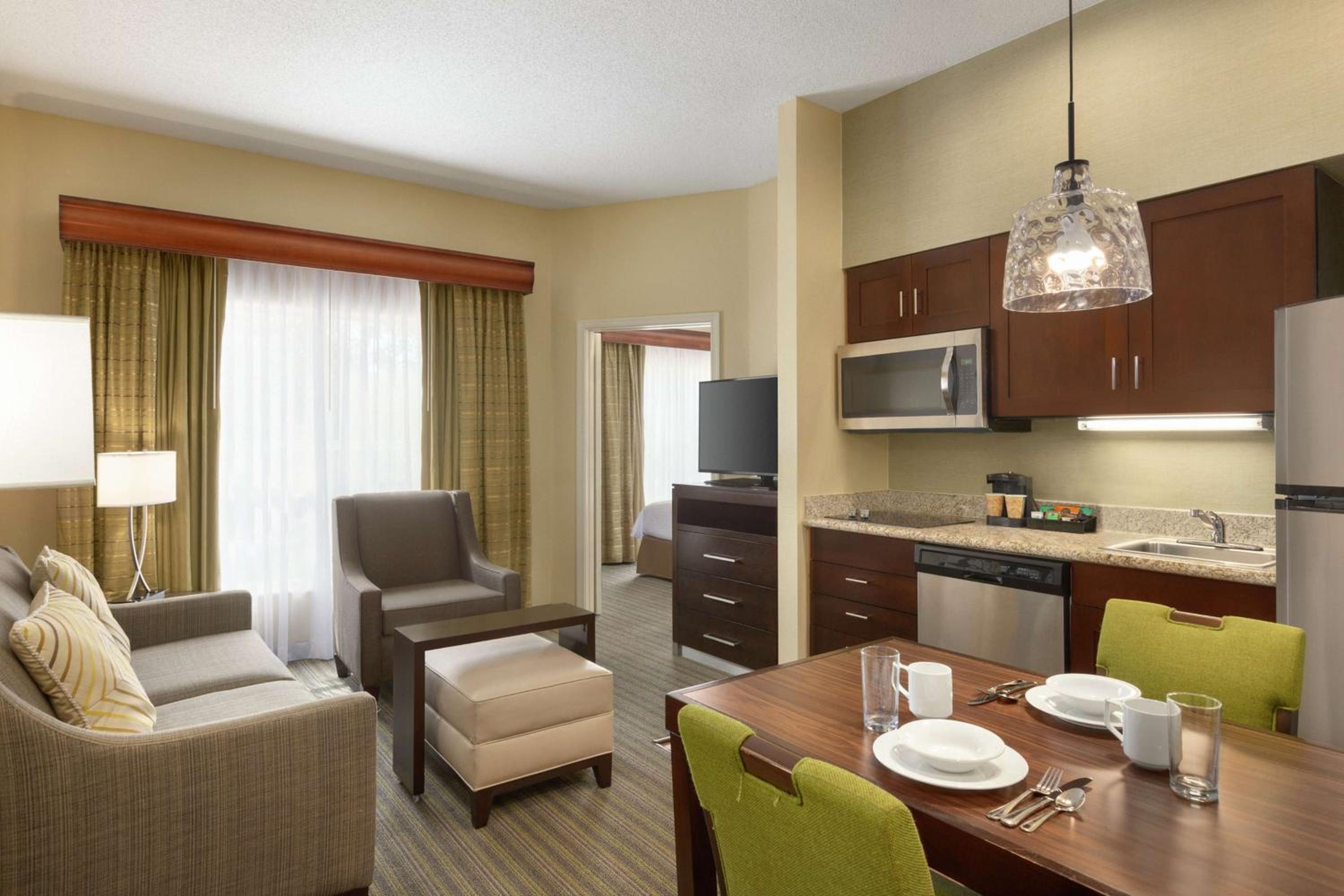 One-Bedroom King Suite - Non-Smoking - Photo 1