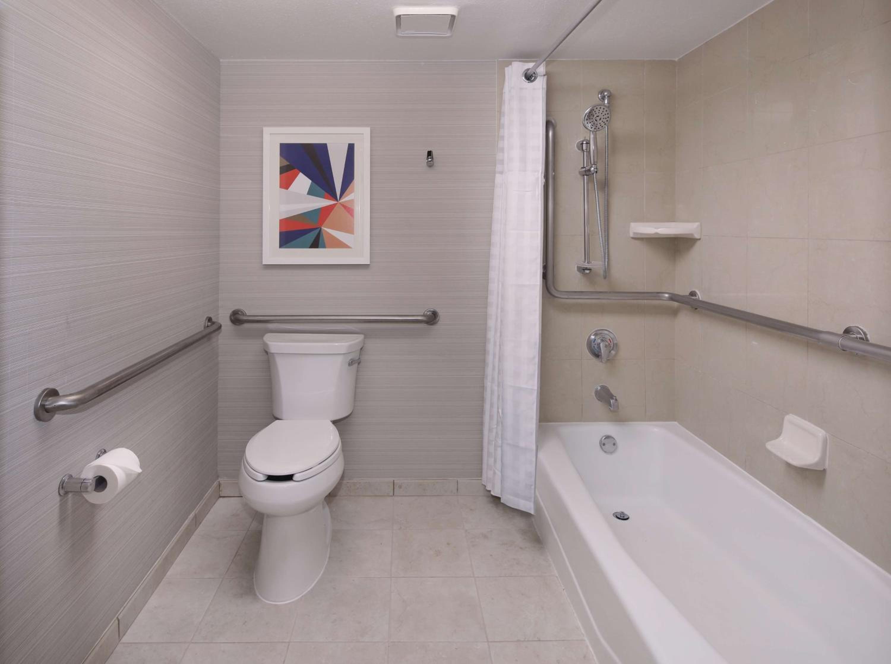 King Room - Mobility Access/Non-Smoking photo 2