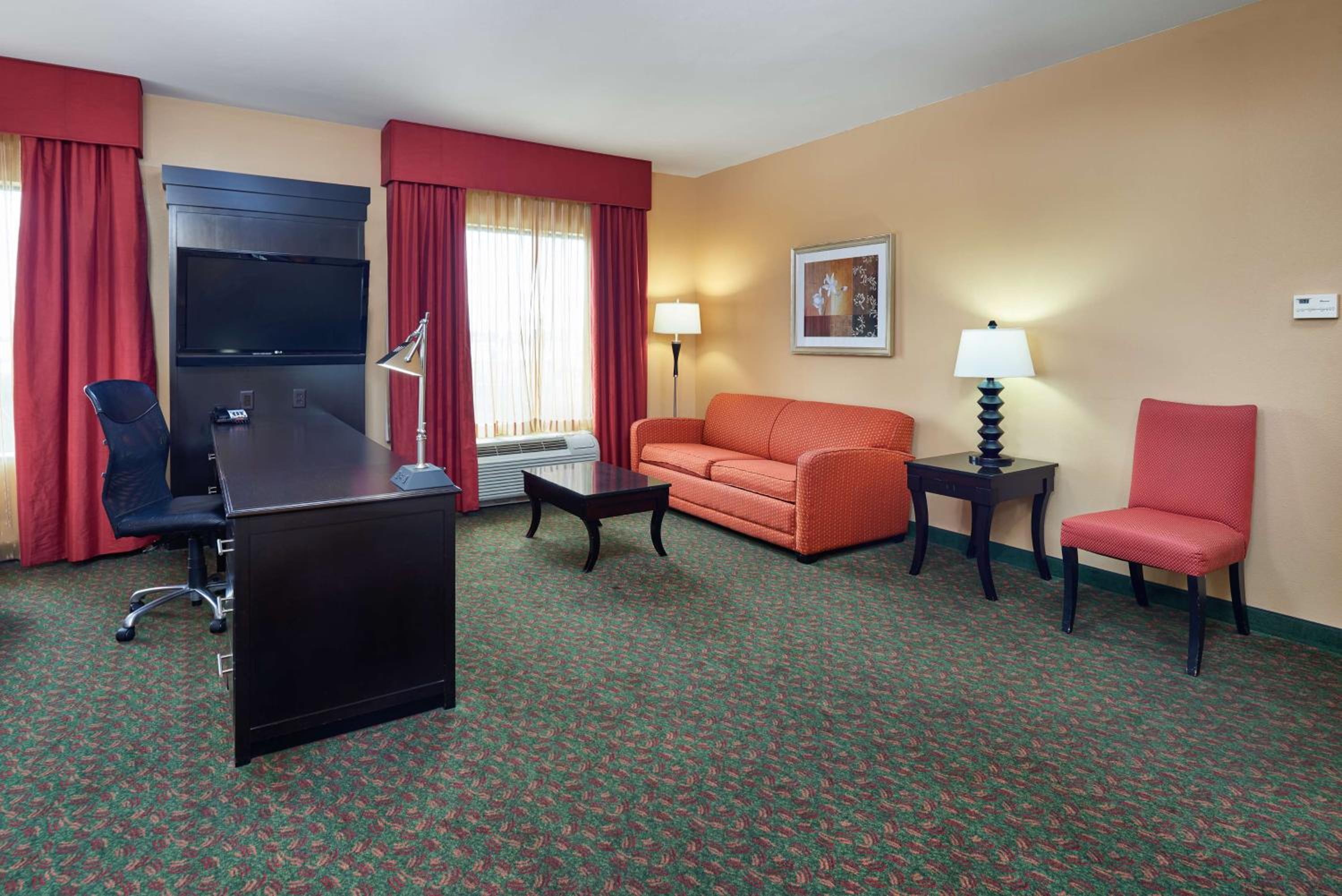 King Studio Suite with Sofa Bed - Non-Smoking - Photo 1