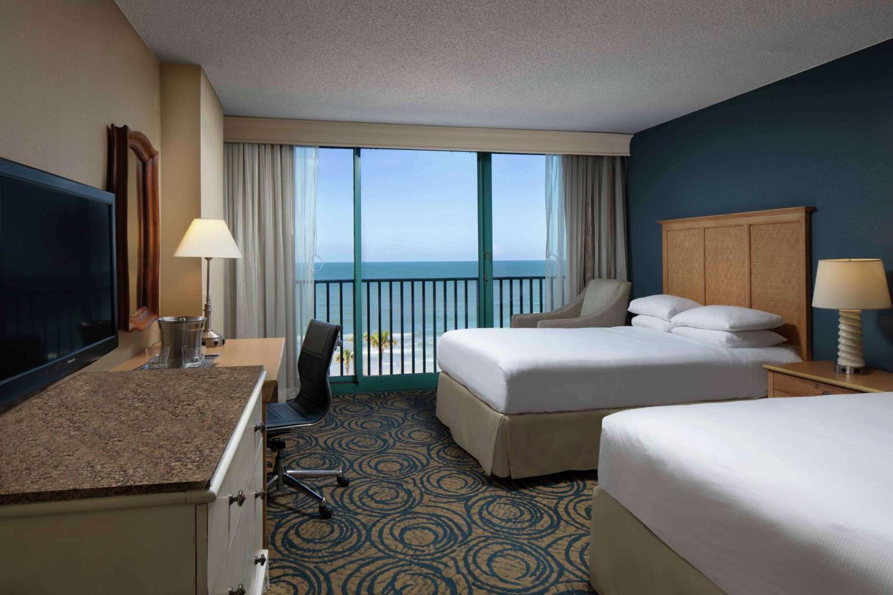 Oceanfront Queen Room with Two Queen Beds - Photo 4