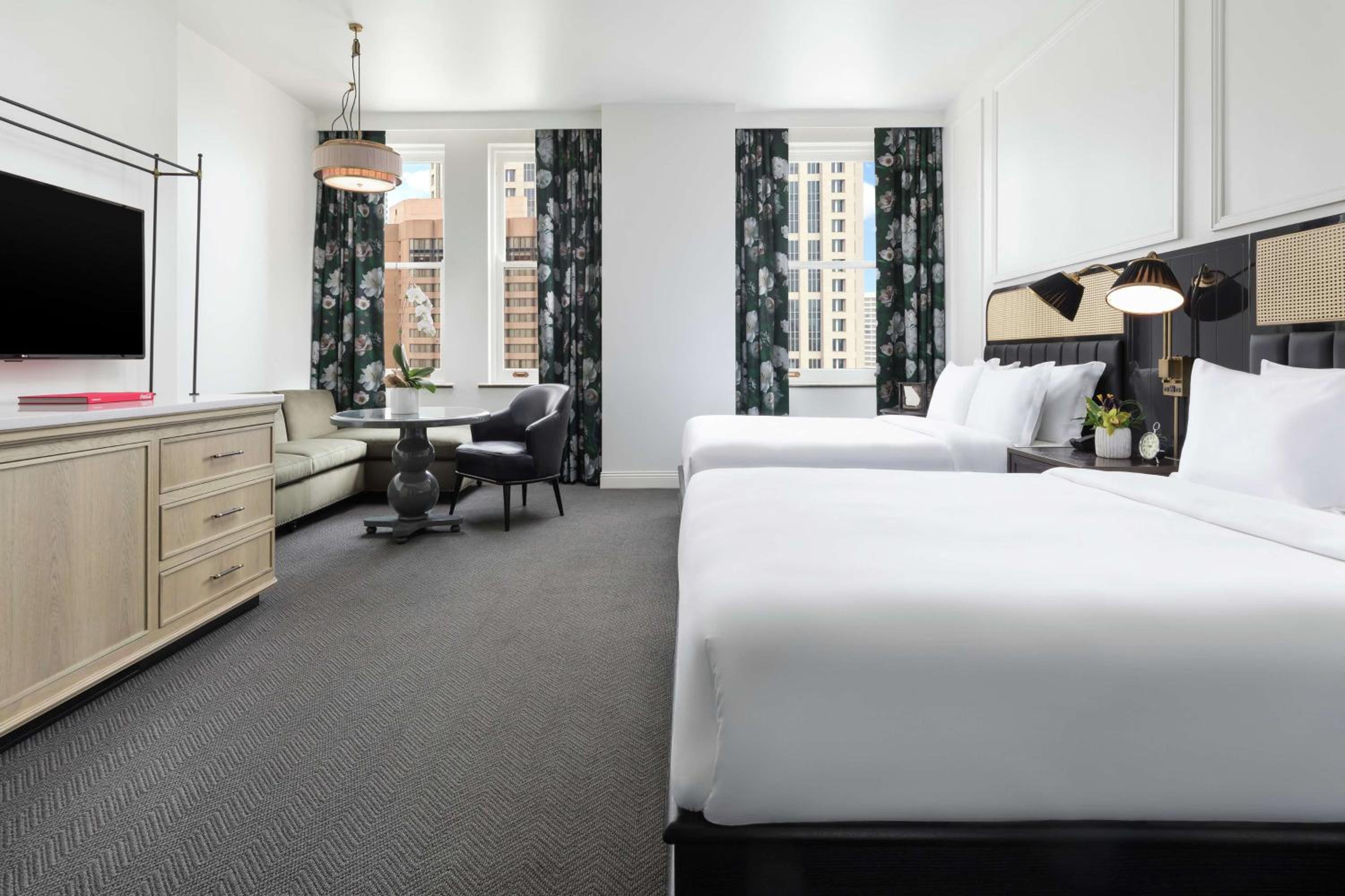 Deluxe Queen Room with Two Queen Beds and City View - Photo 2