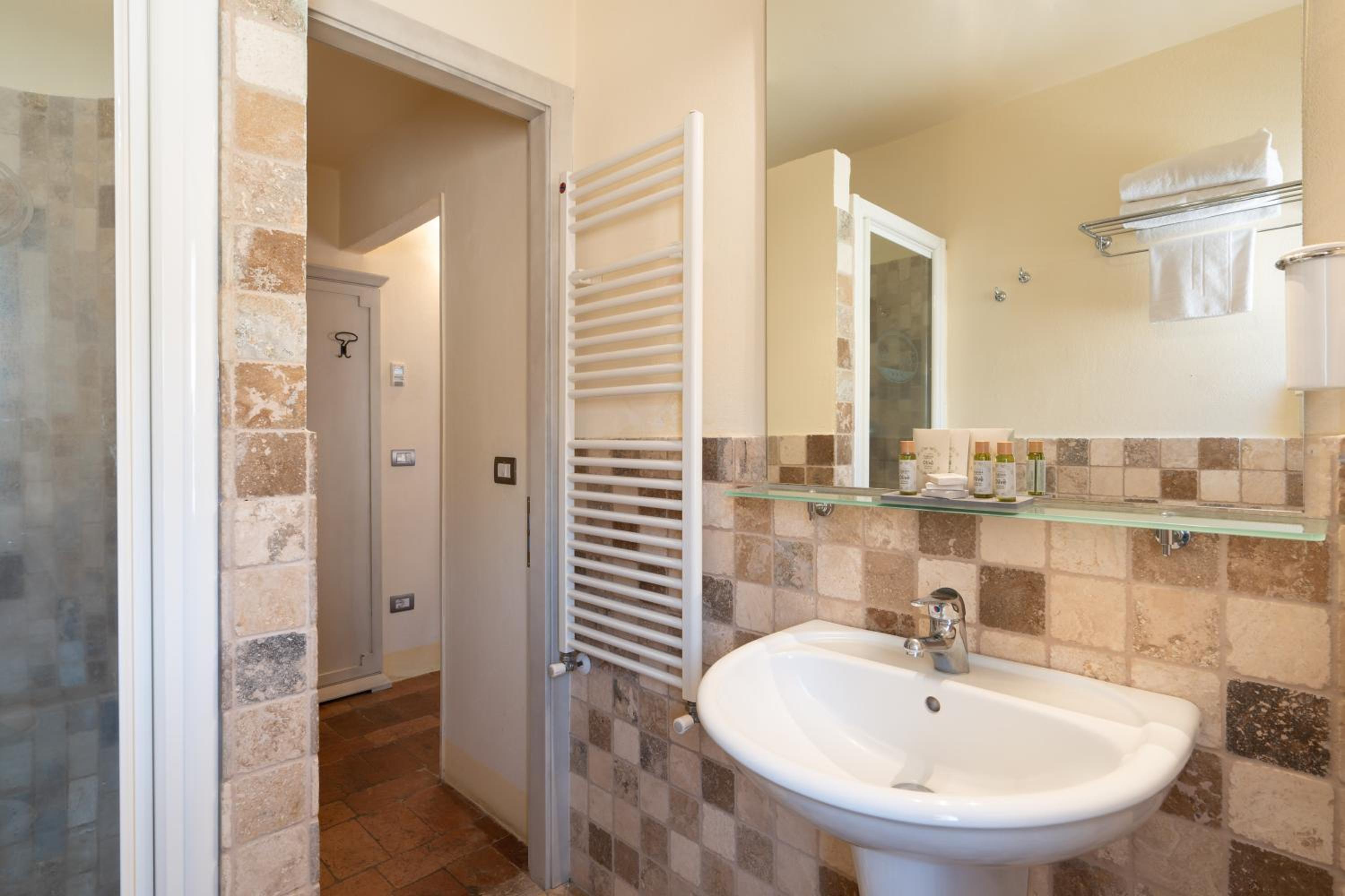 Triple Room - Photo 3