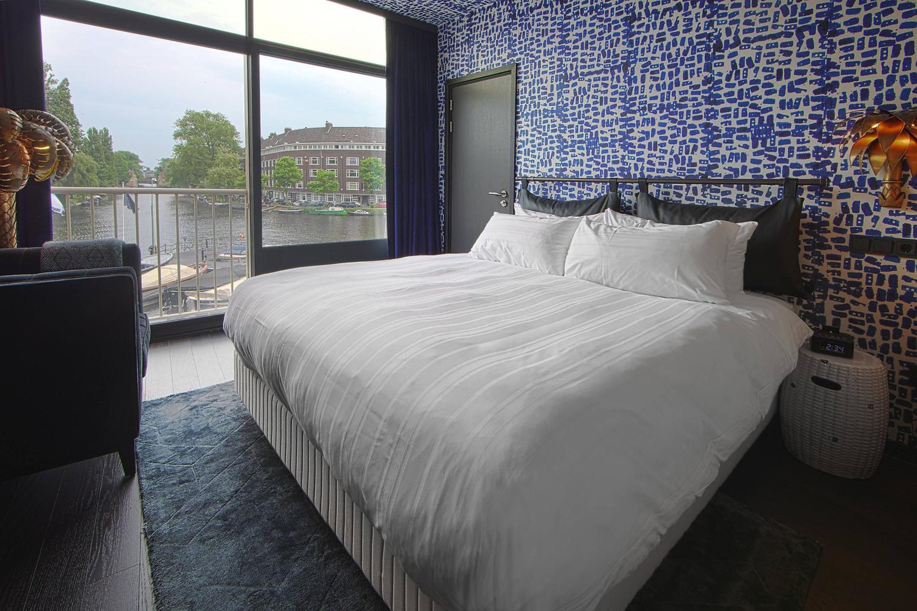 Design King Room photo 2