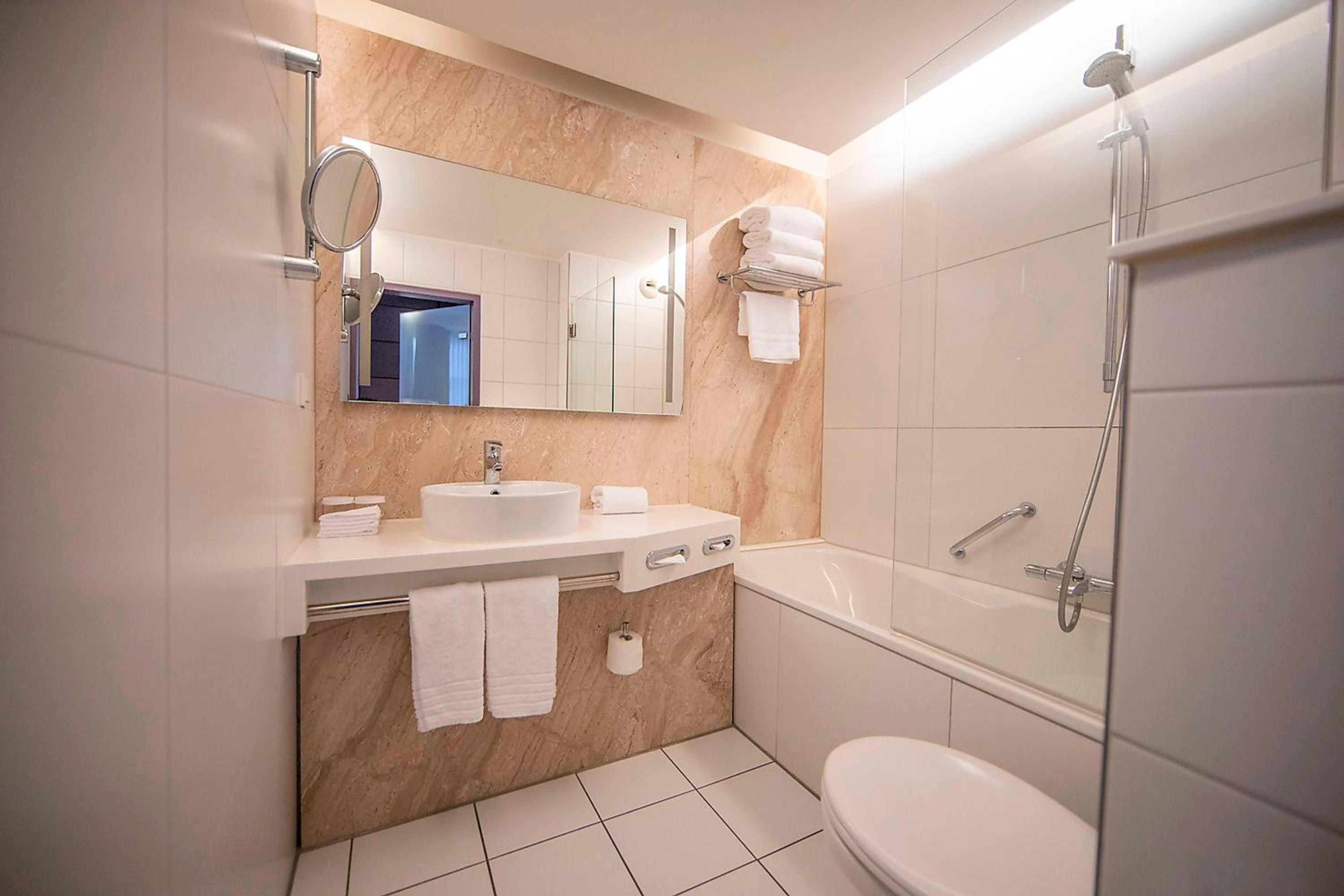 Deluxe Triple Room photo 2
