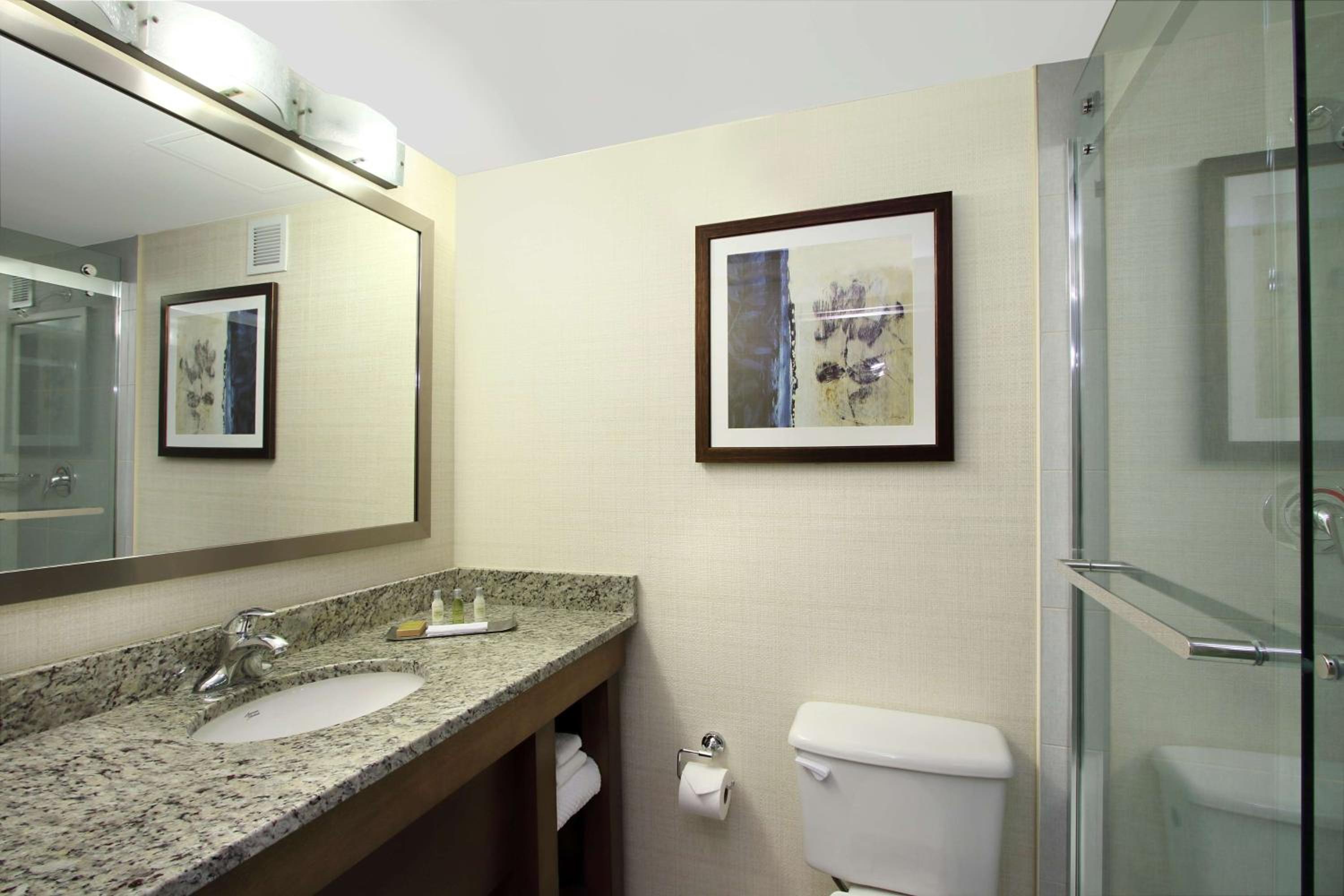 Double Room with Two Double Beds - Non-Smoking - Photo 5