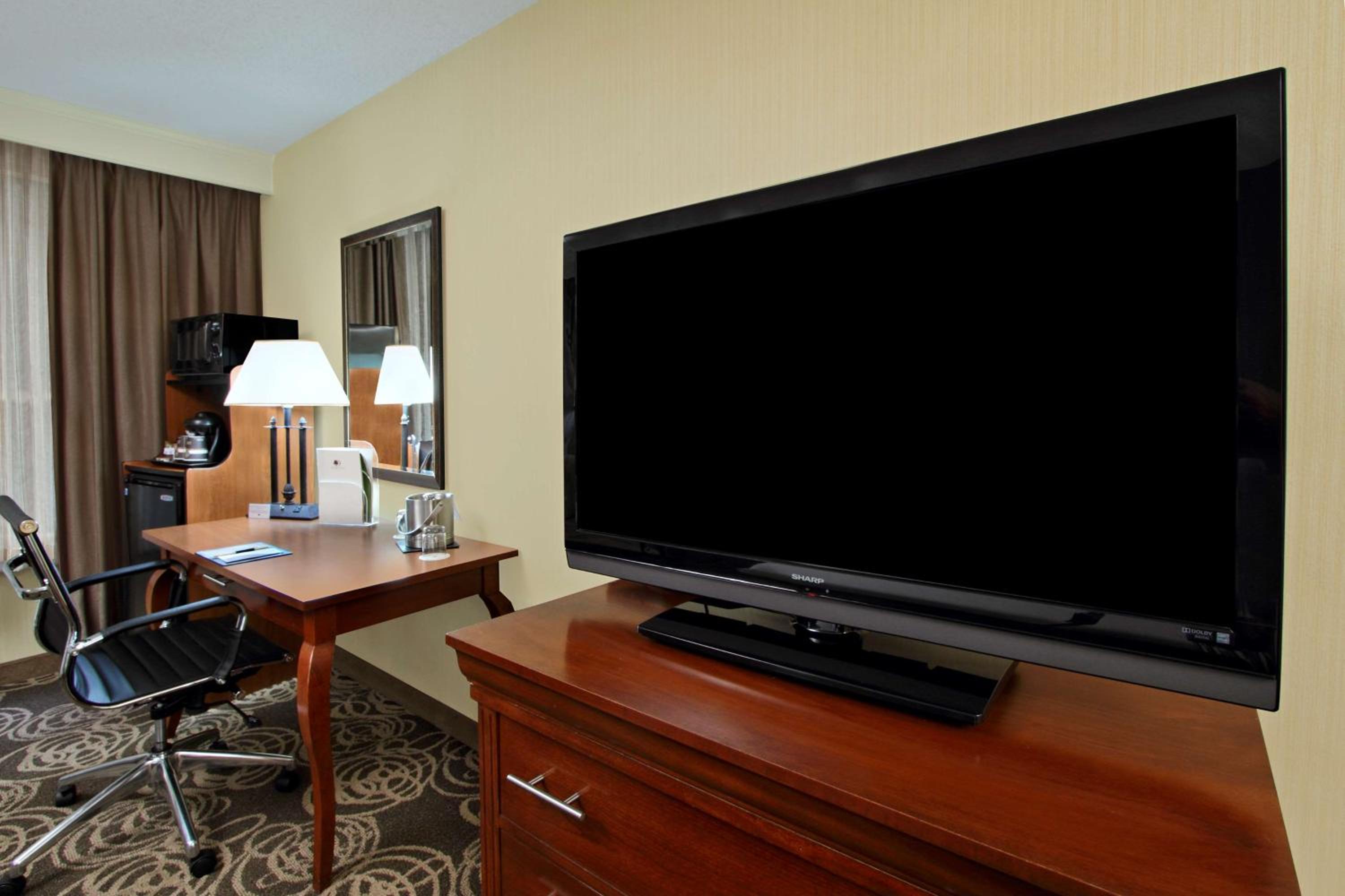 Double Room with Two Double Beds - Non-Smoking - Photo 4