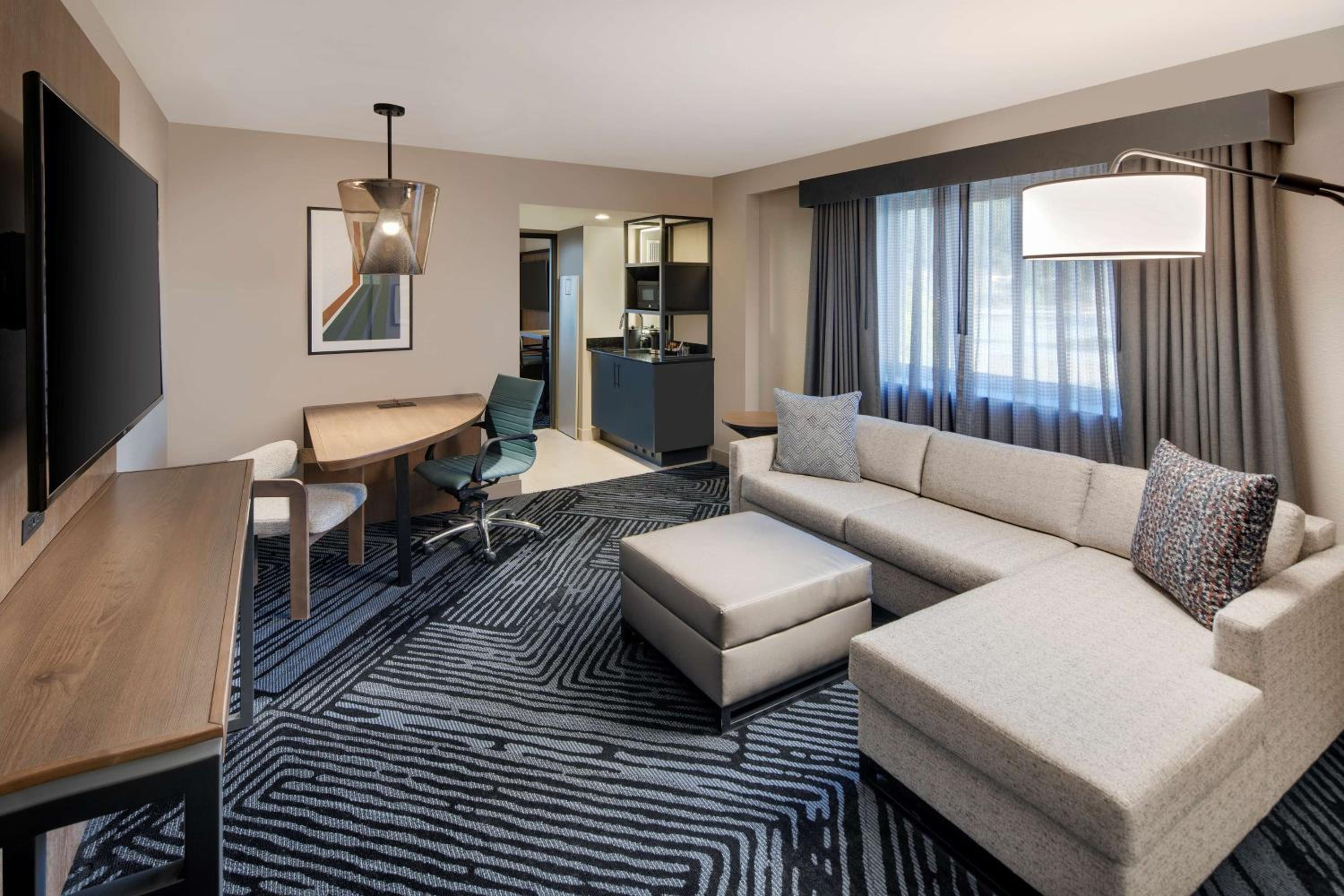 King Suite - Photo 6