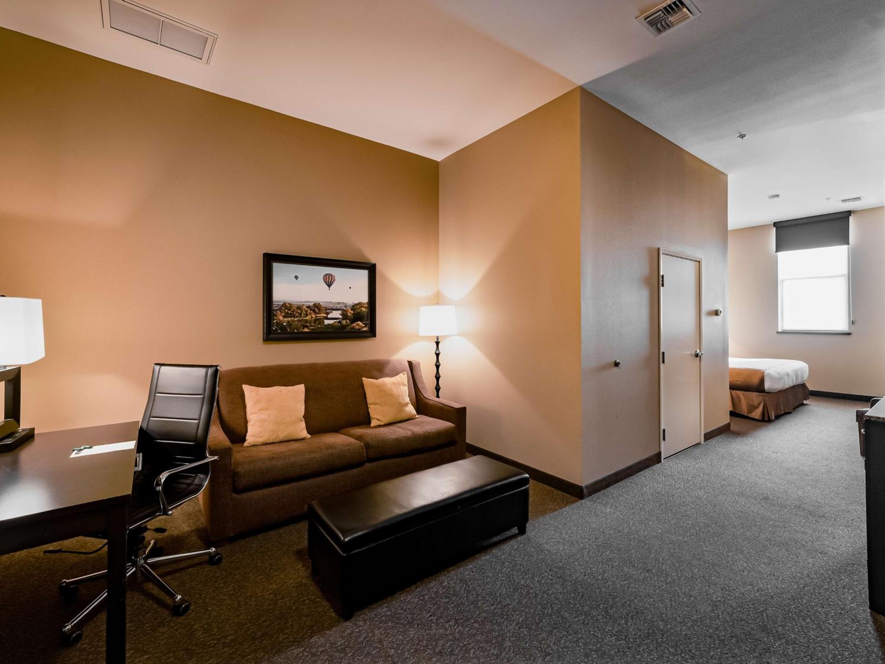 King Studio Suite photo 1