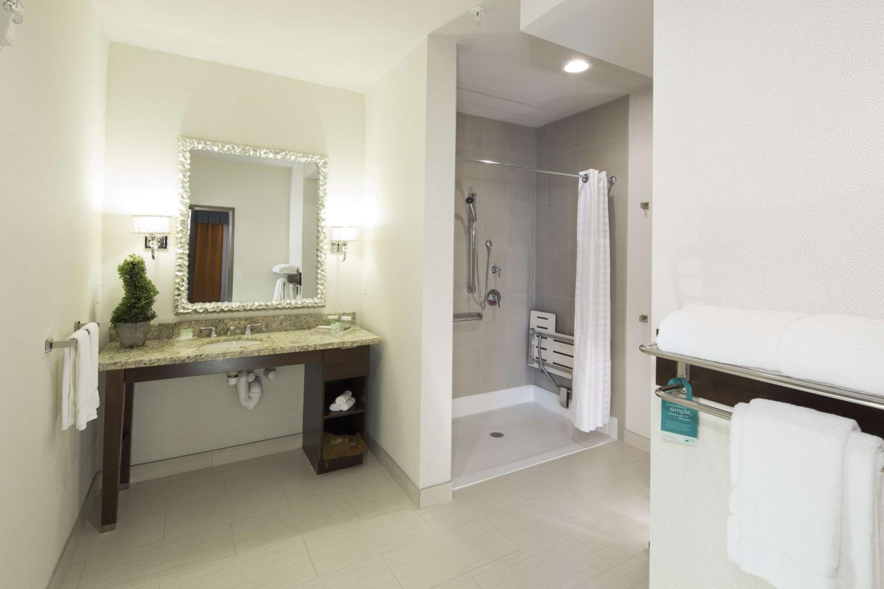 King Suite with Roll-In Shower and Kitchen - Hearing/Mobility Accessible photo 2
